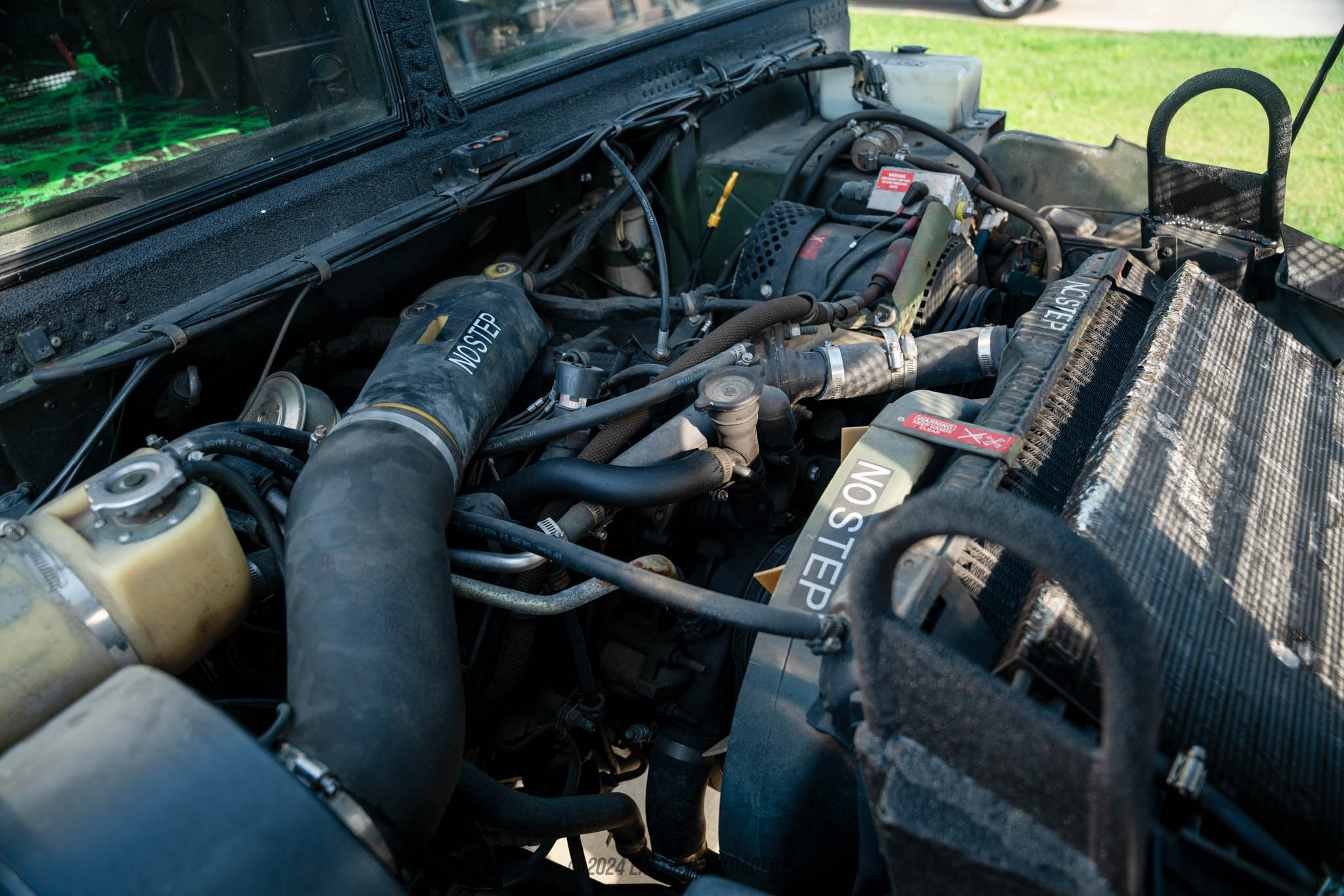 1997 AM General Humvee - Engine Photo