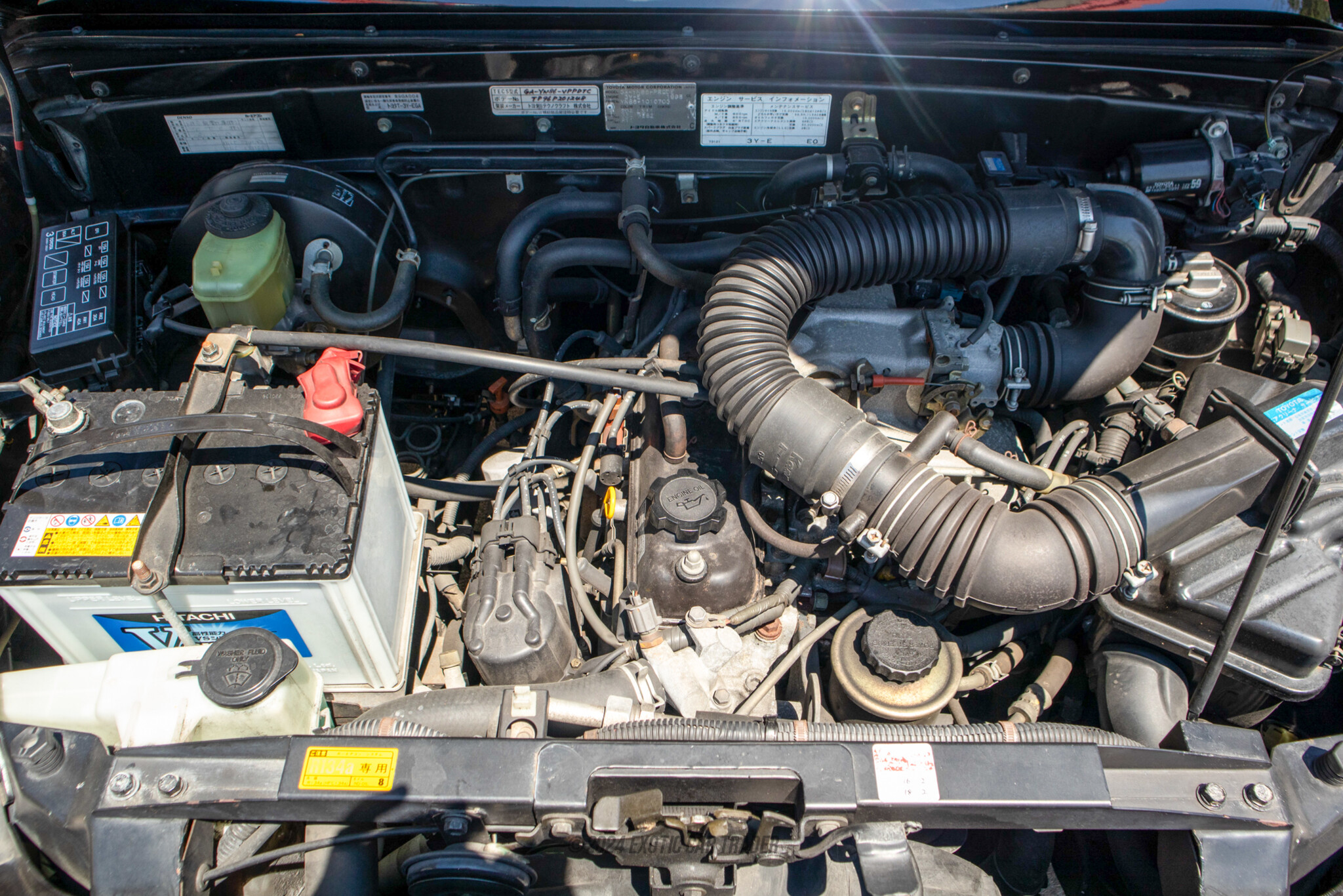 1997 Toyota Classic - Engine Photo