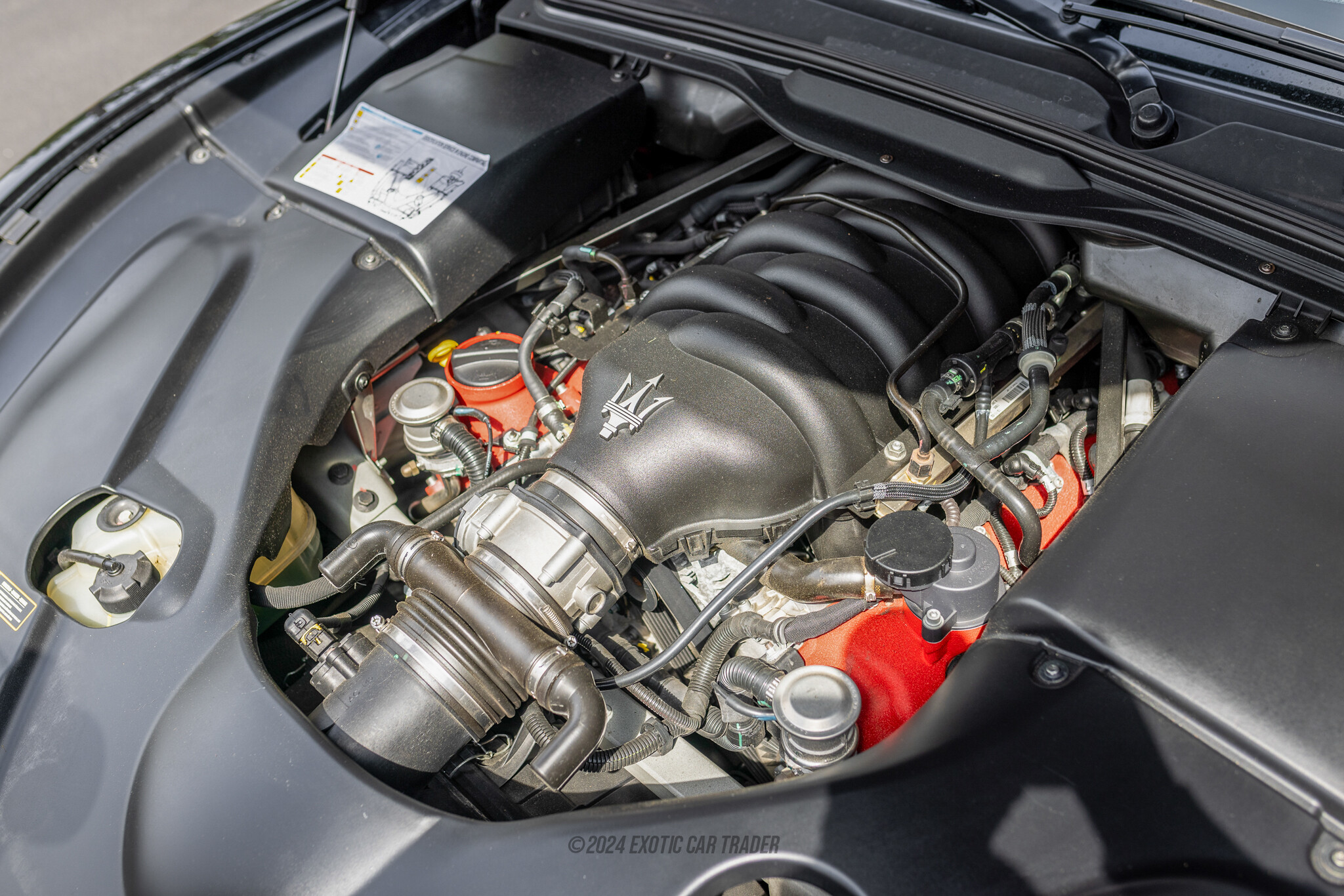 2013 Maserati GranTurismo - Engine Photo