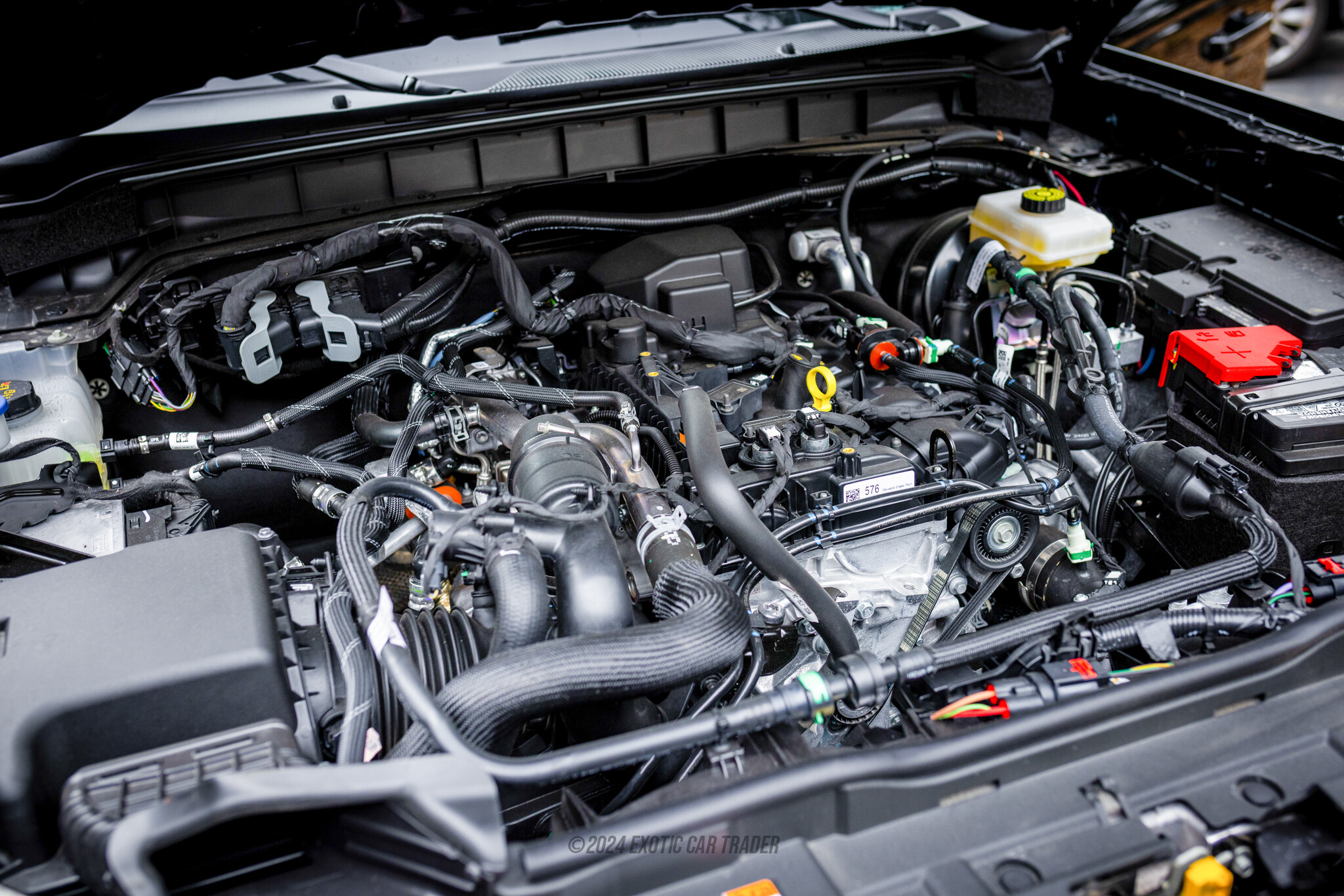 2023 Ford Bronco - Engine Photo