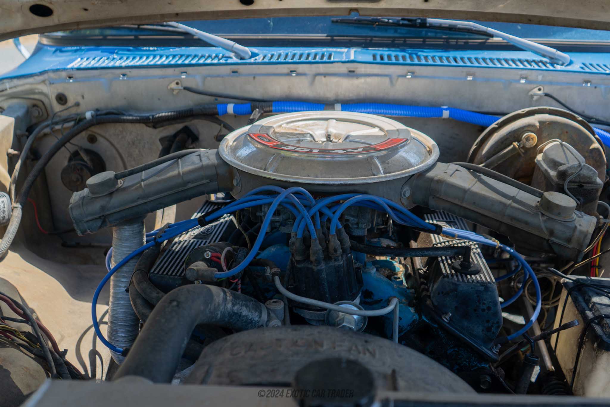 1977 Ford F-250 - Engine Photo