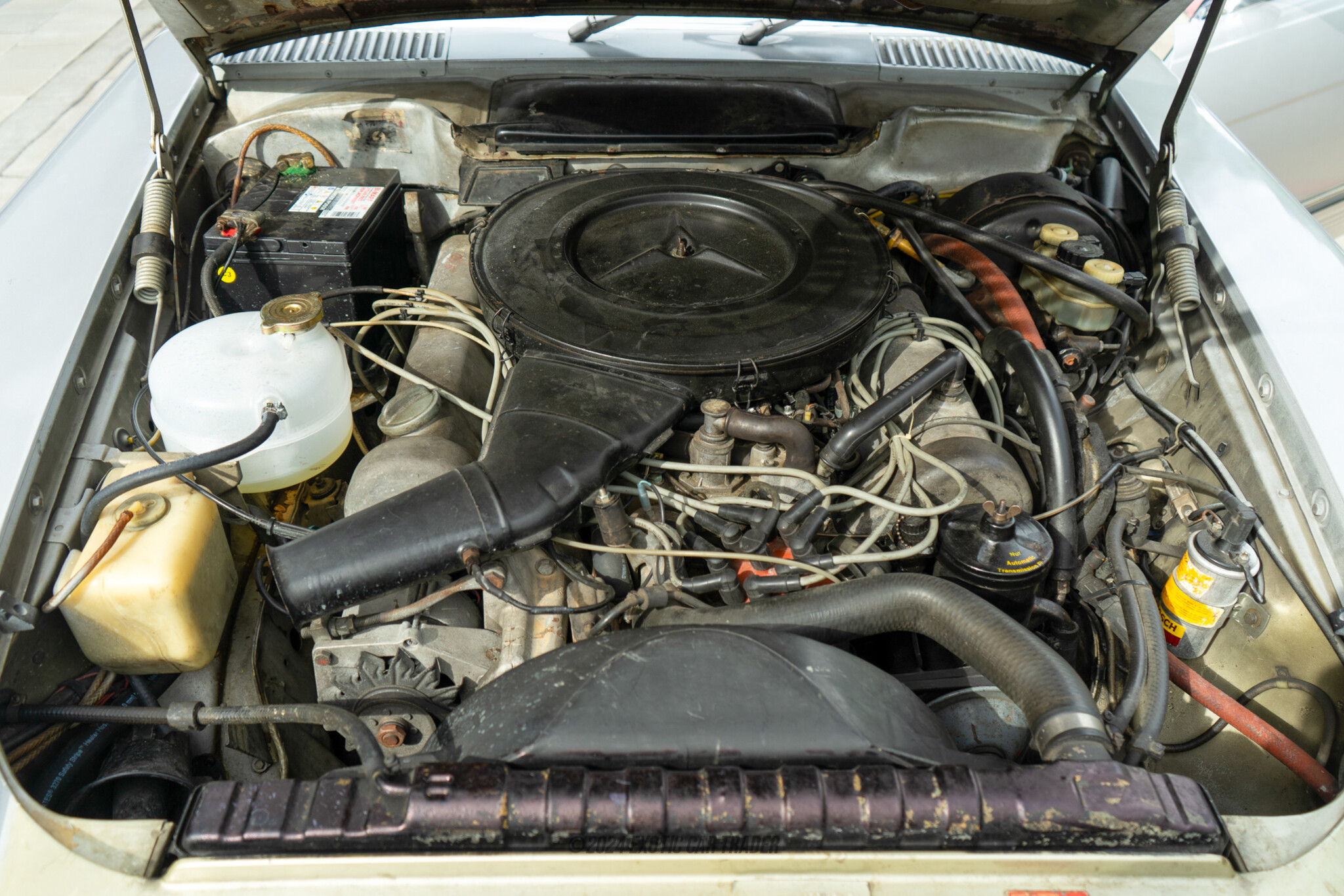 1974 Mercedes-Benz 450SL - Engine Photo