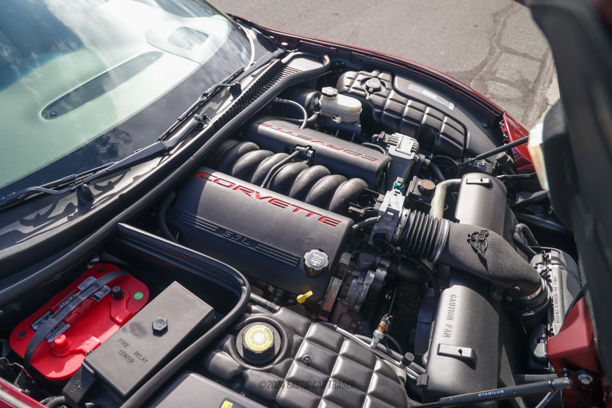 2003 Chevrolet Corvette - Engine Photo