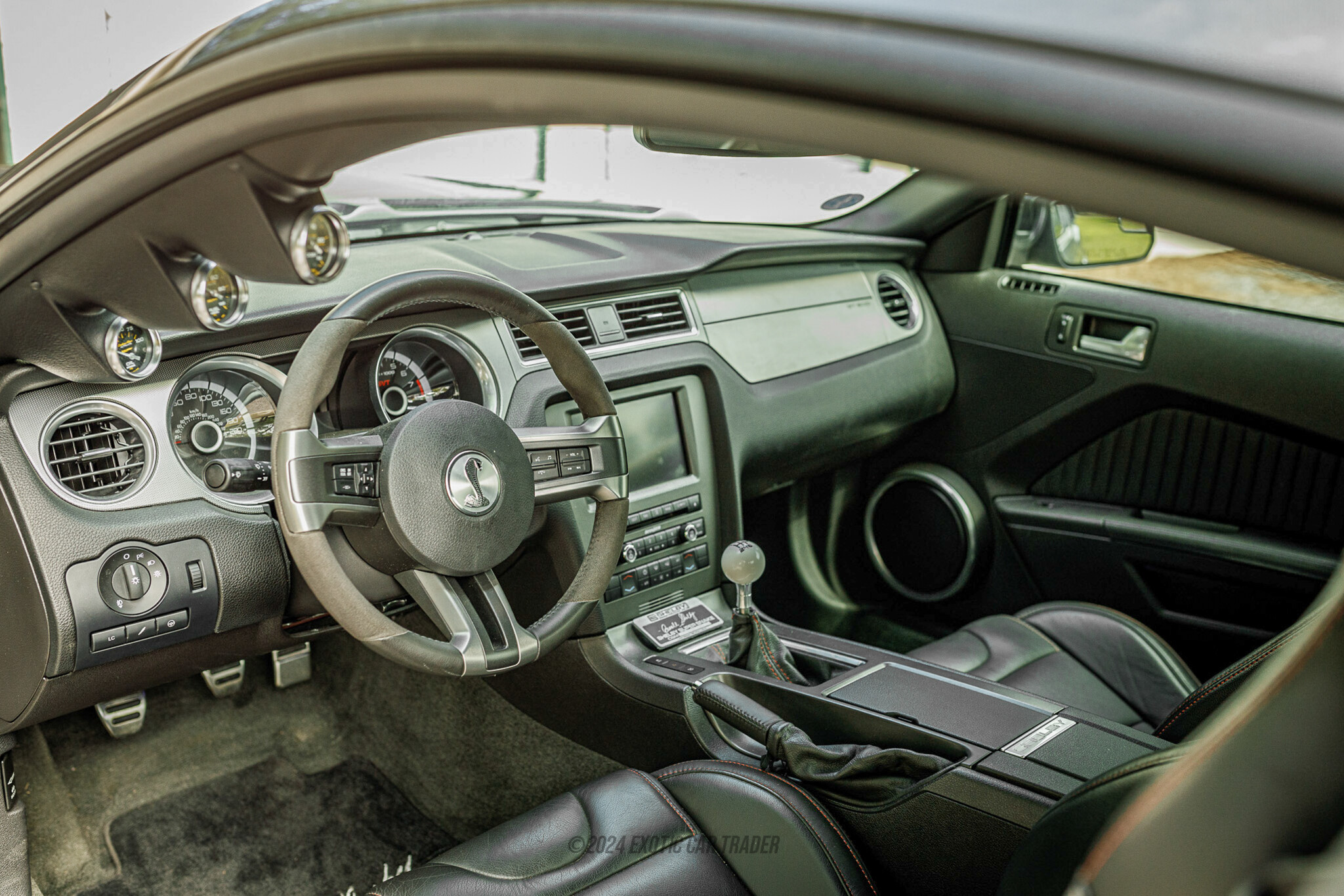 2014 Ford Mustang - Interior Photo