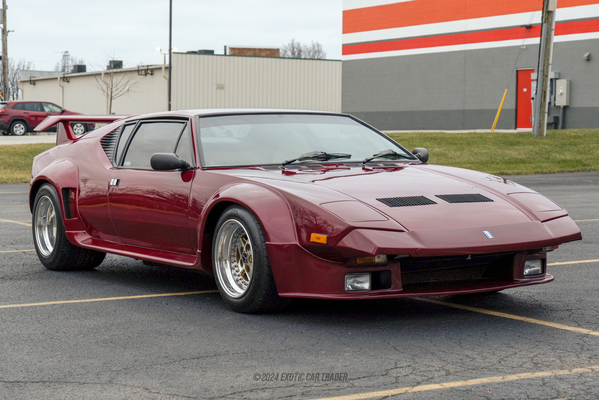 1985 De Tomaso Pantera - Overview Photo