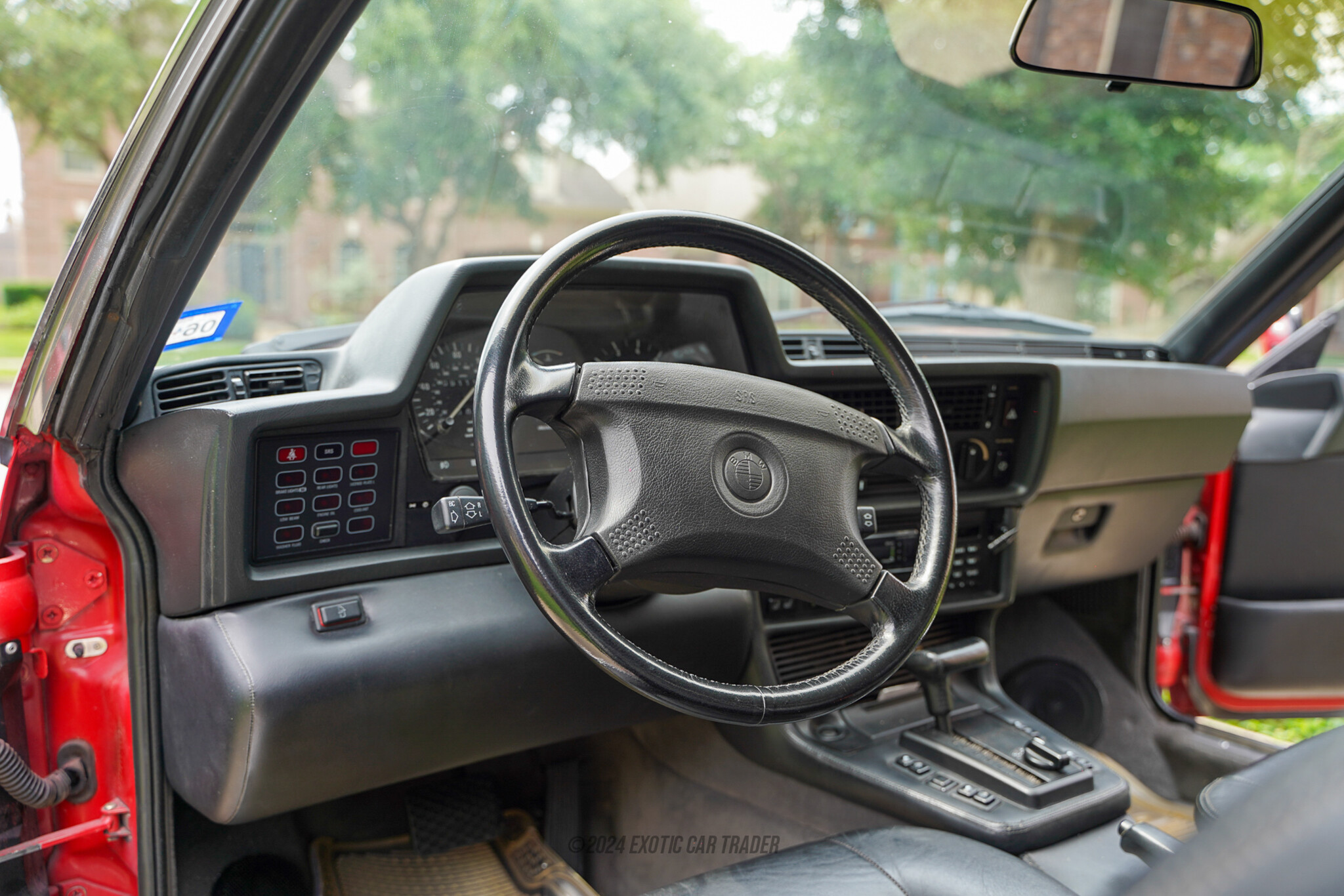 1989 BMW 635CSi - Interior Photo