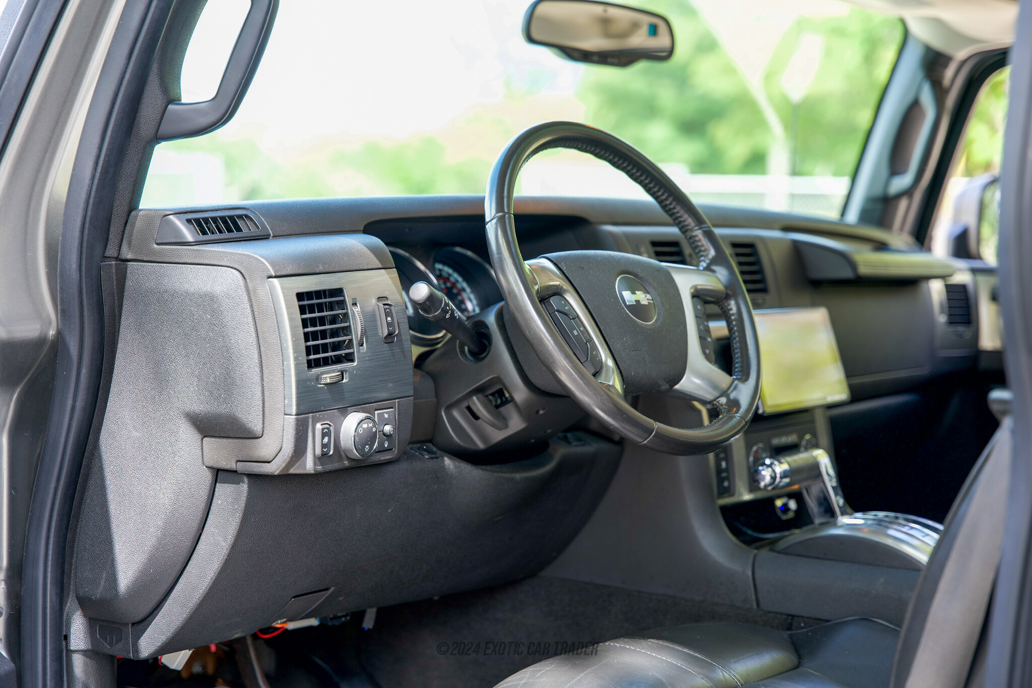 2008 Hummer H2 - Interior Photo