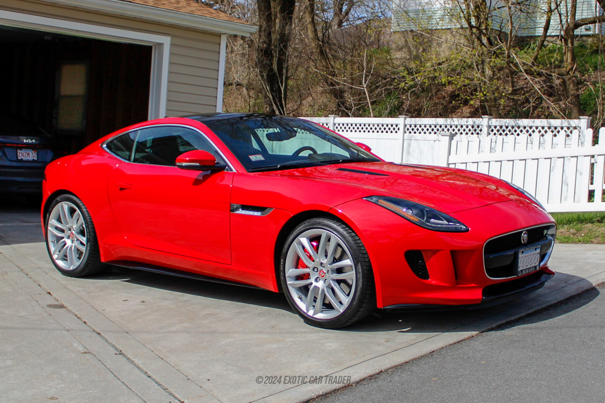 2015 Jaguar F-TYPE - Overview Photo