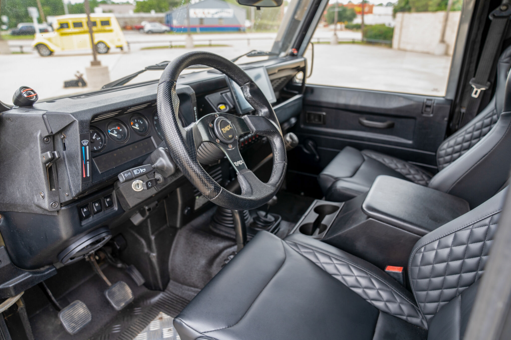 1989 Land Rover Defender - Interior Photo