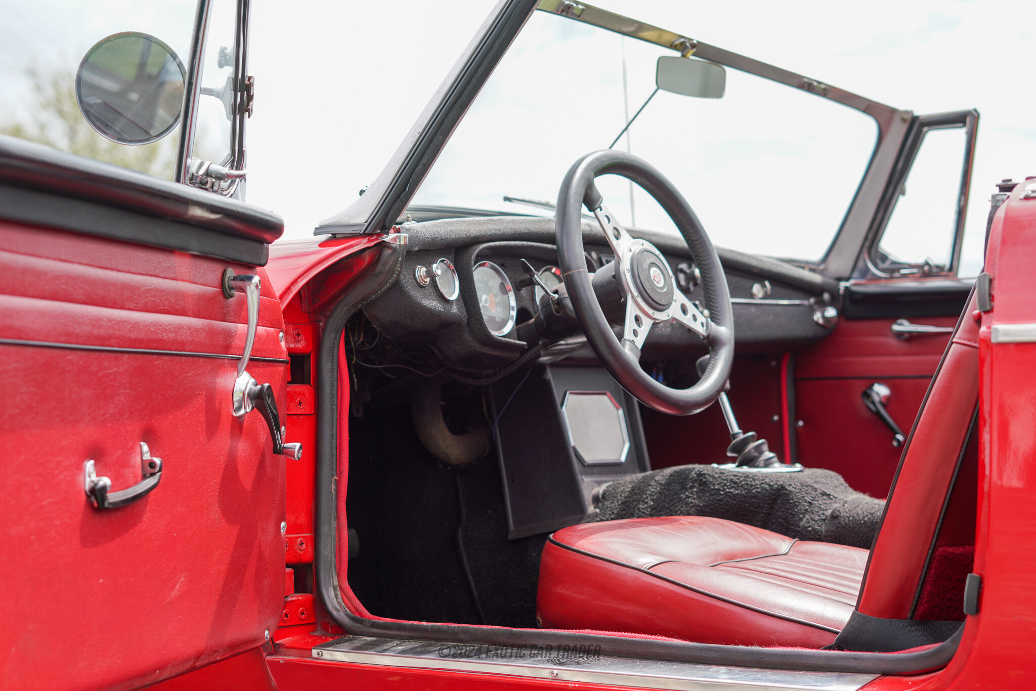 1964 MG MG B - Interior Photo