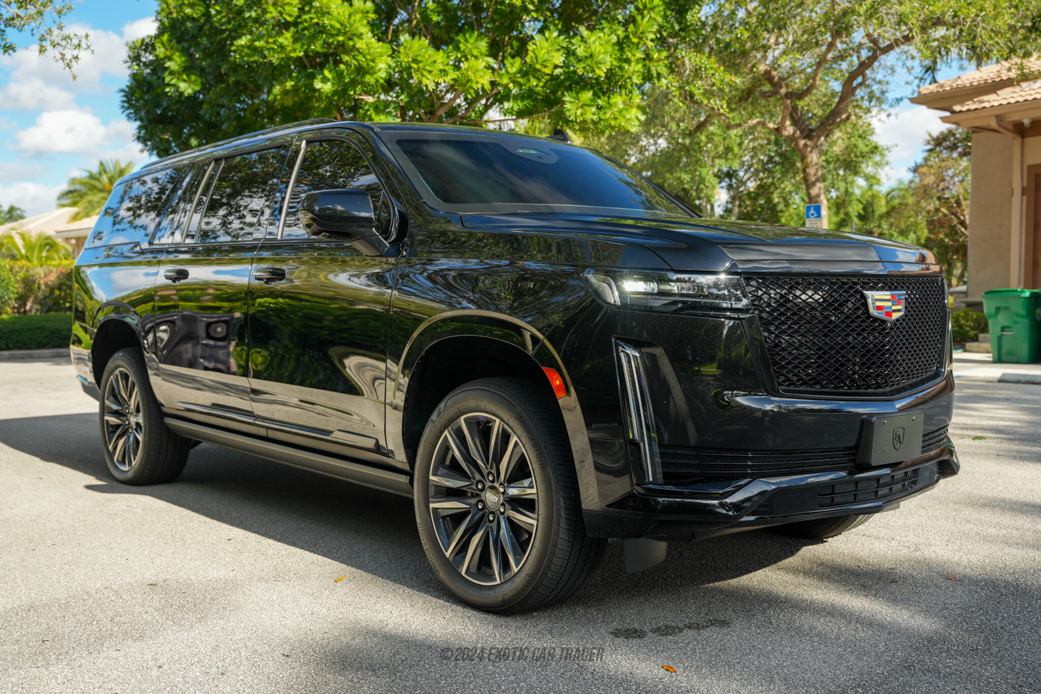 2023 Cadillac Escalade ESV - Overview Photo