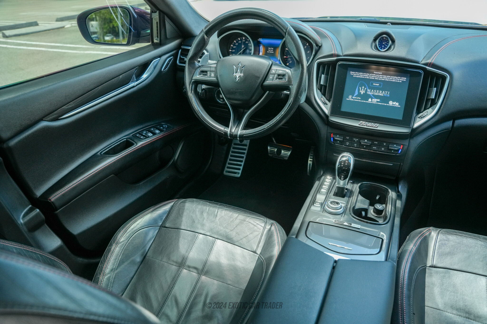 2017 Maserati Ghibli - Interior Photo