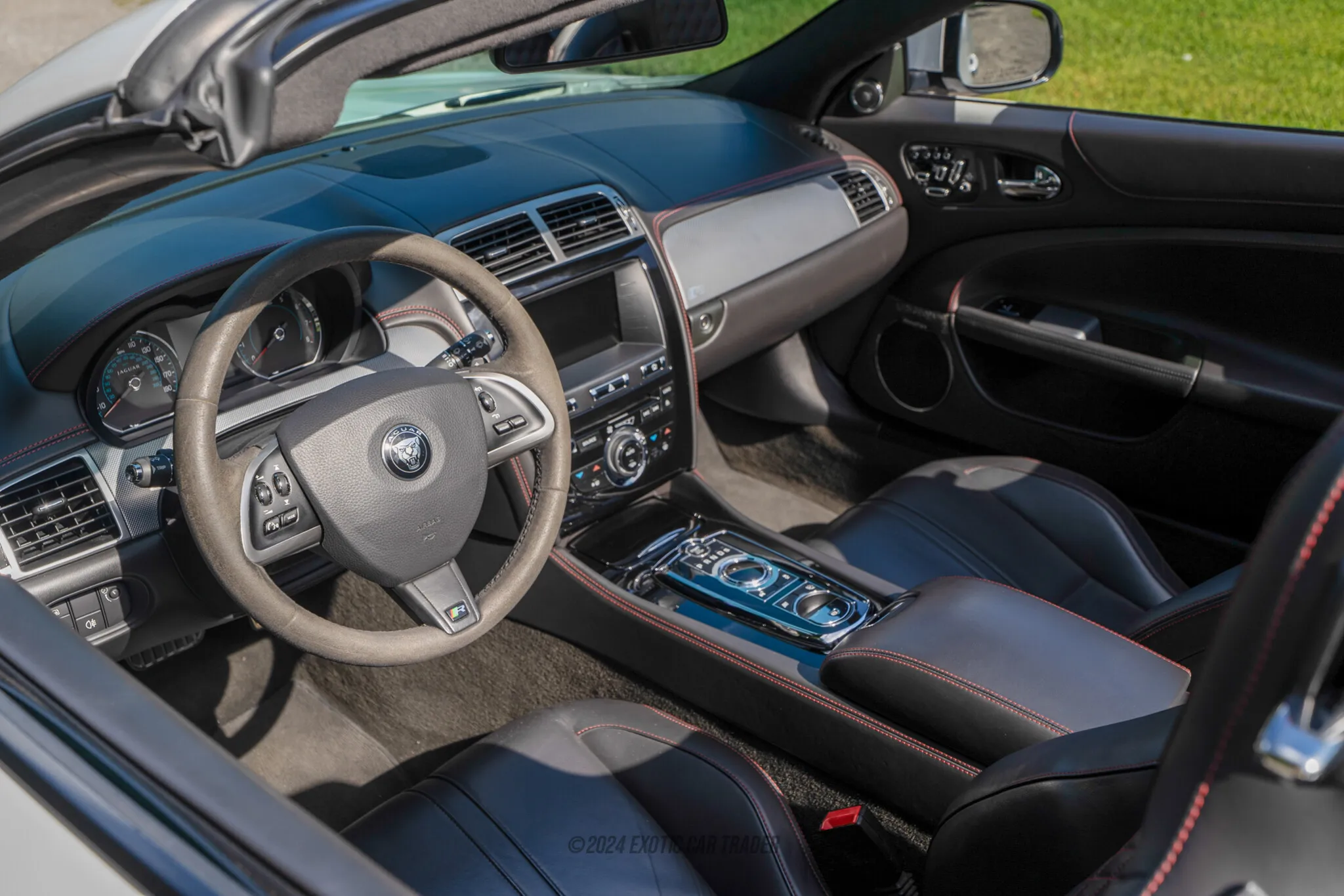 2014 Jaguar XK - Interior Photo