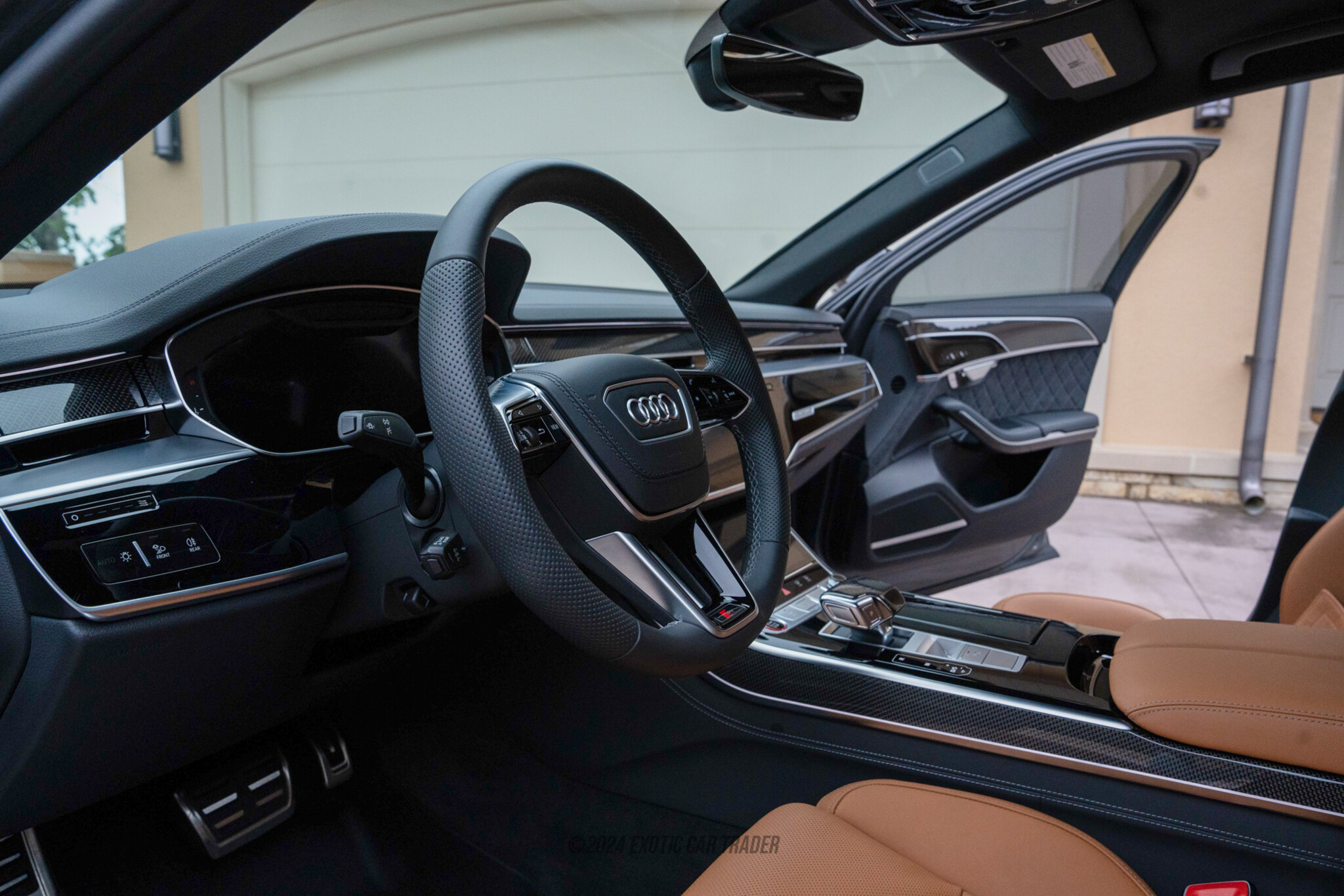 2023 Audi S8 - Interior Photo