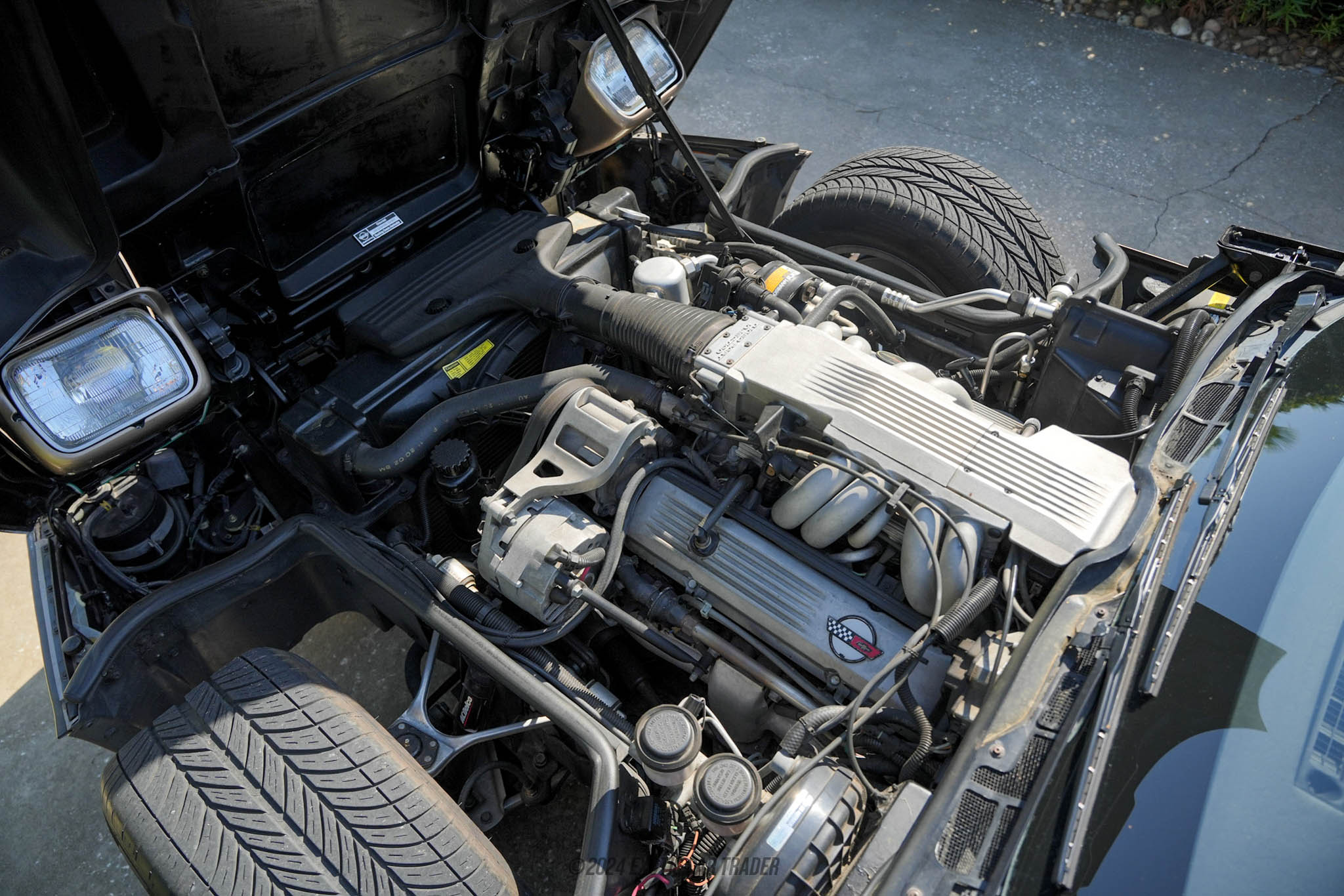 1985 Chevrolet Corvette - Engine Photo
