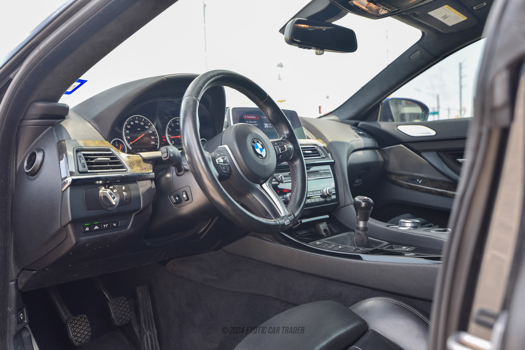 2019 BMW M6 - Interior Photo