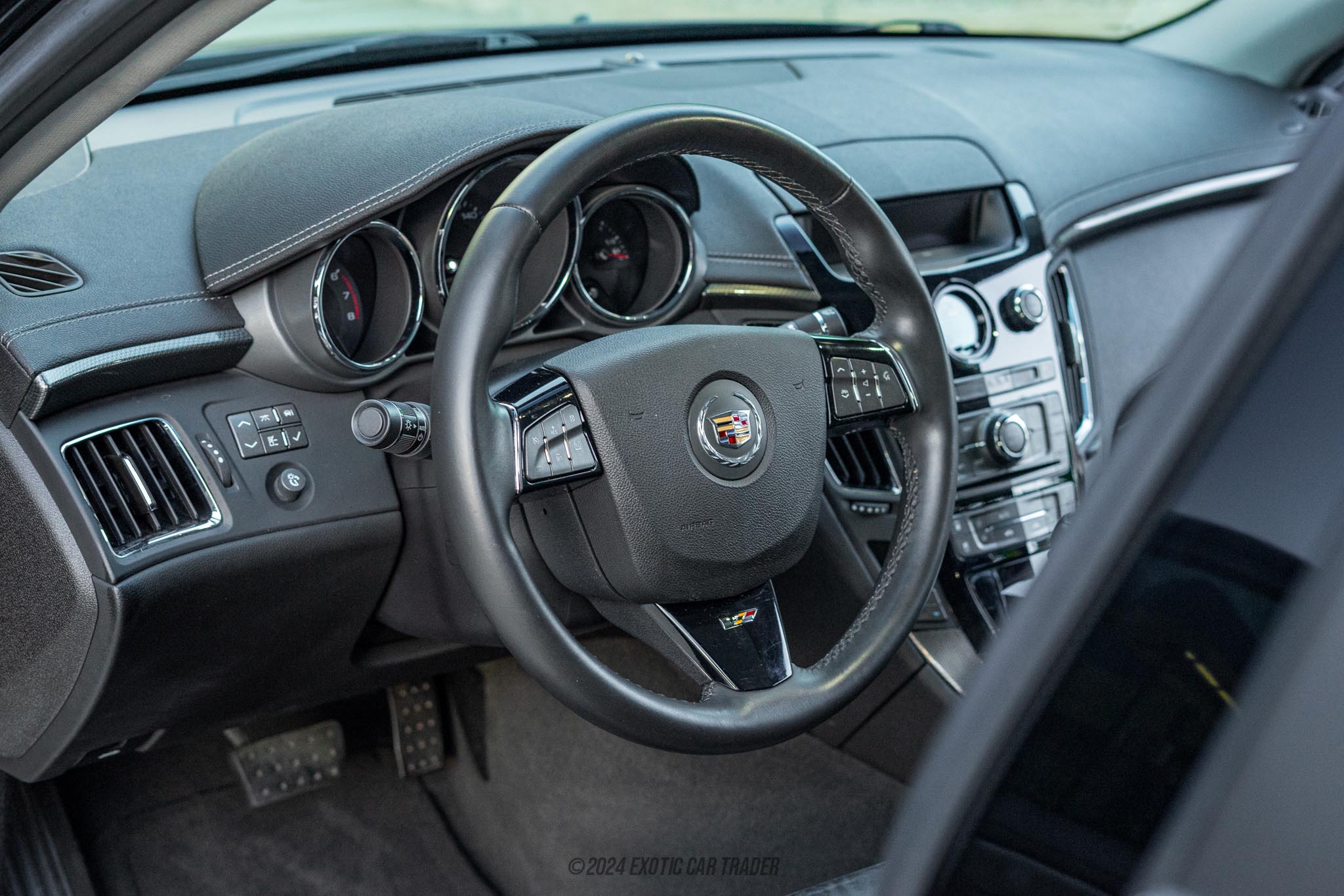 2009 Cadillac CTS - Interior Photo