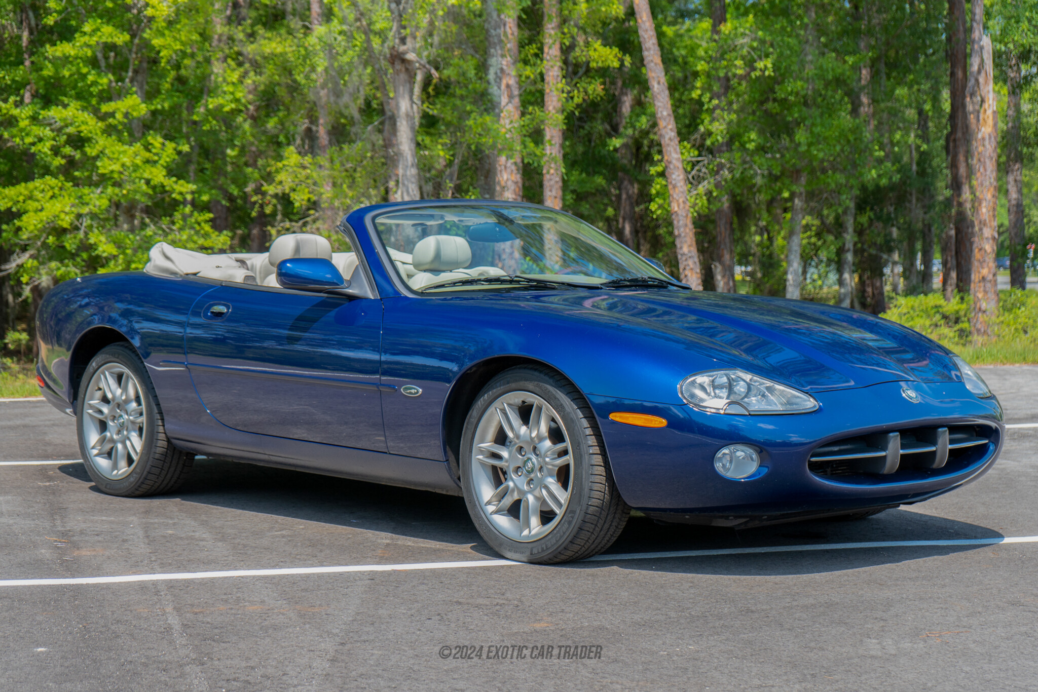 2001 Jaguar XK8 - Overview Photo