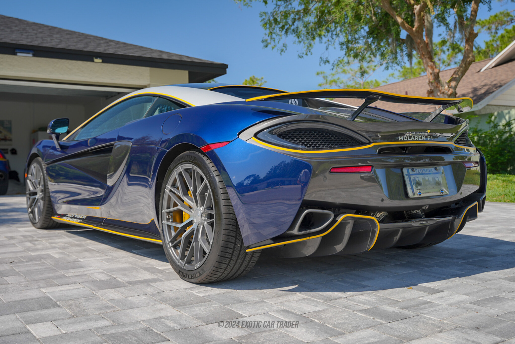 2017 McLaren 570S - Engine Photo