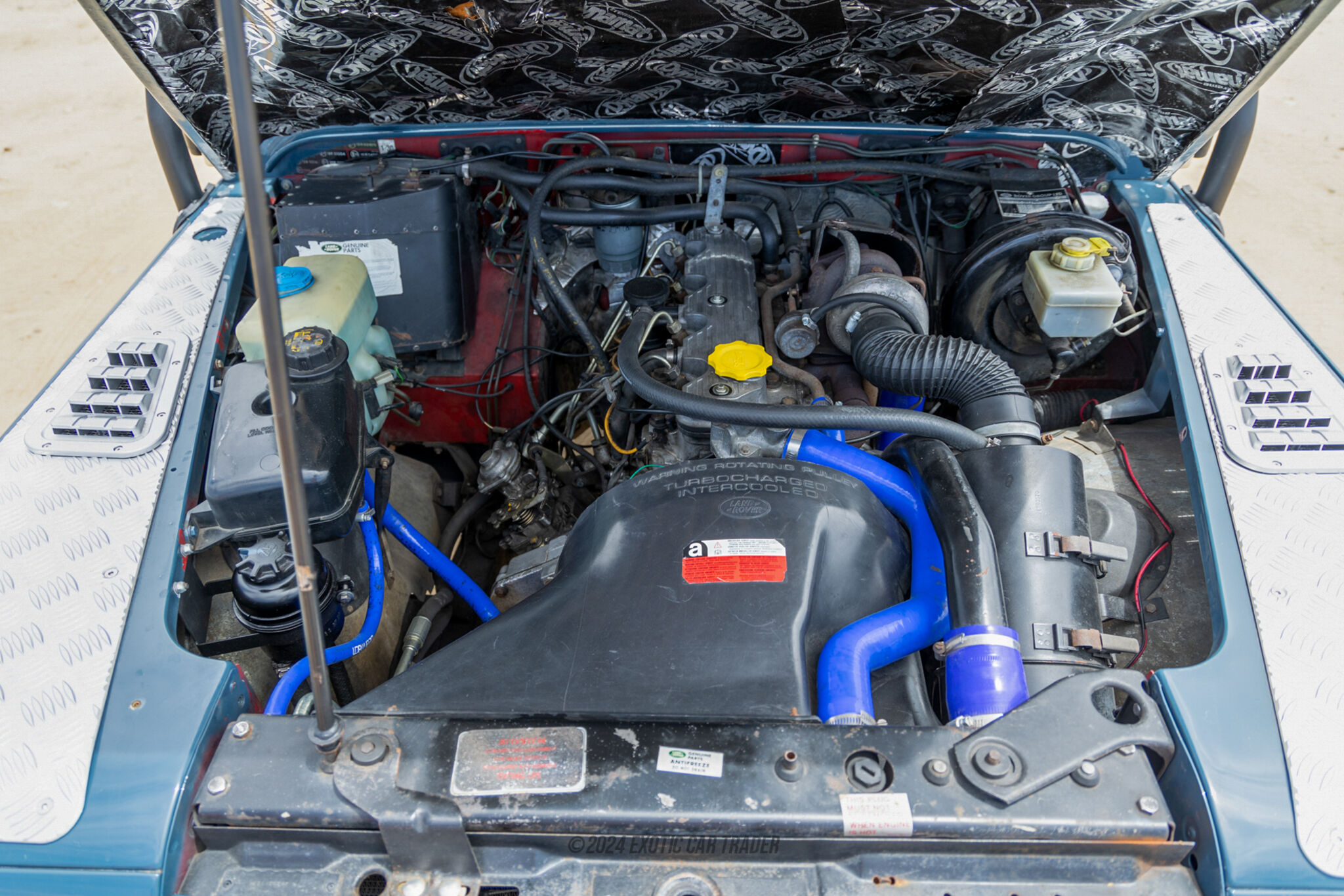 1992 Land Rover Defender  - Engine Photo