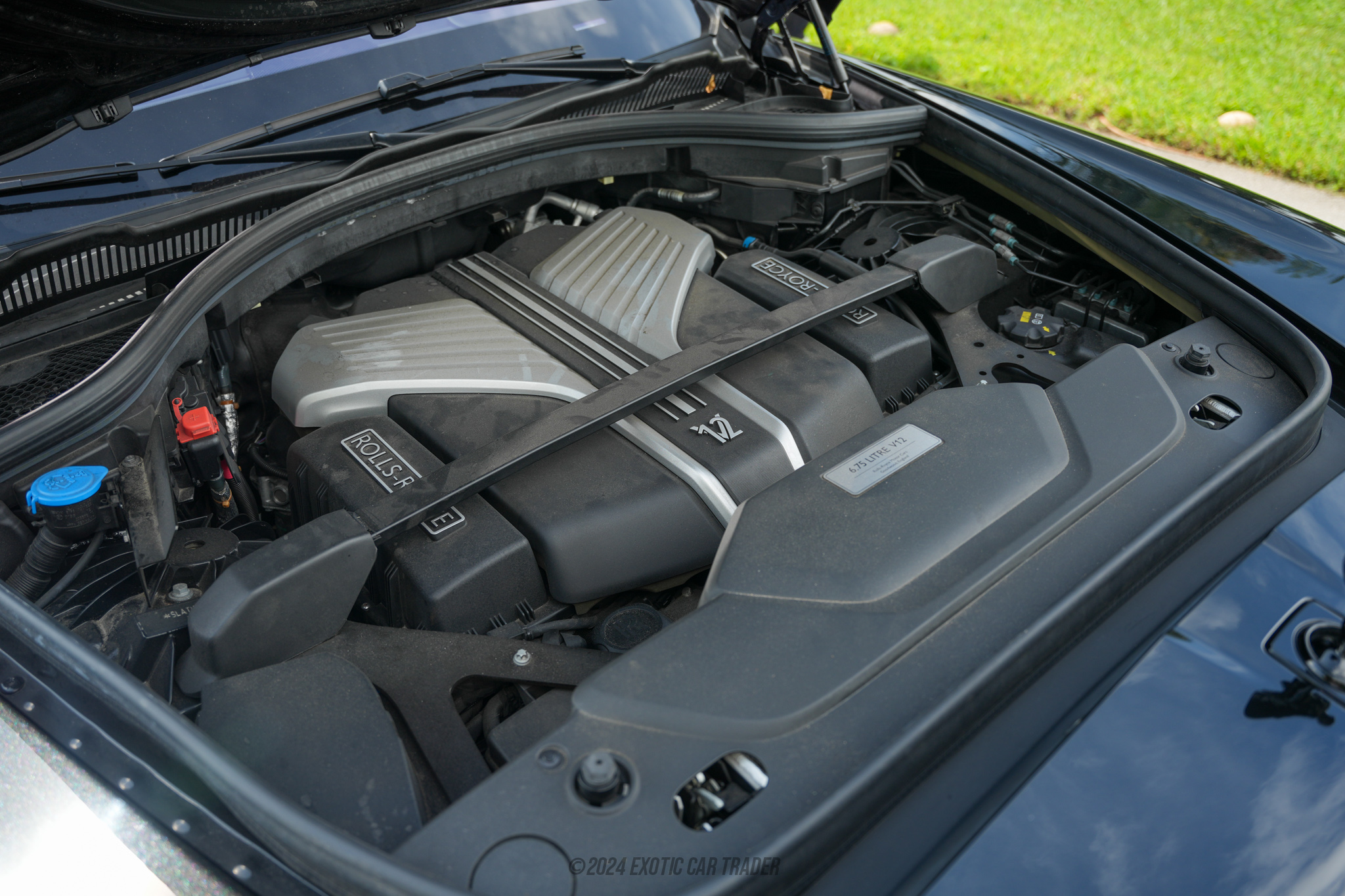 2022 Rolls-Royce Cullinan - Engine Photo