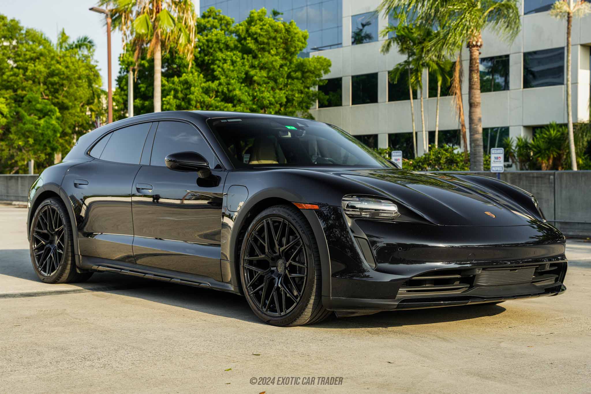 2022 Porsche Taycan - Overview Photo