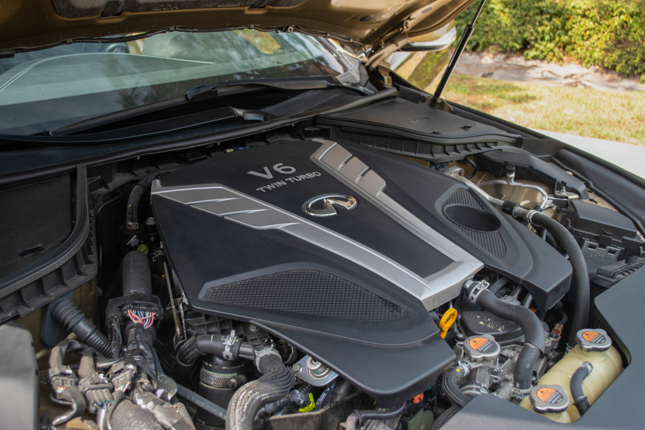 2018 INFINITI Q60 - Engine Photo