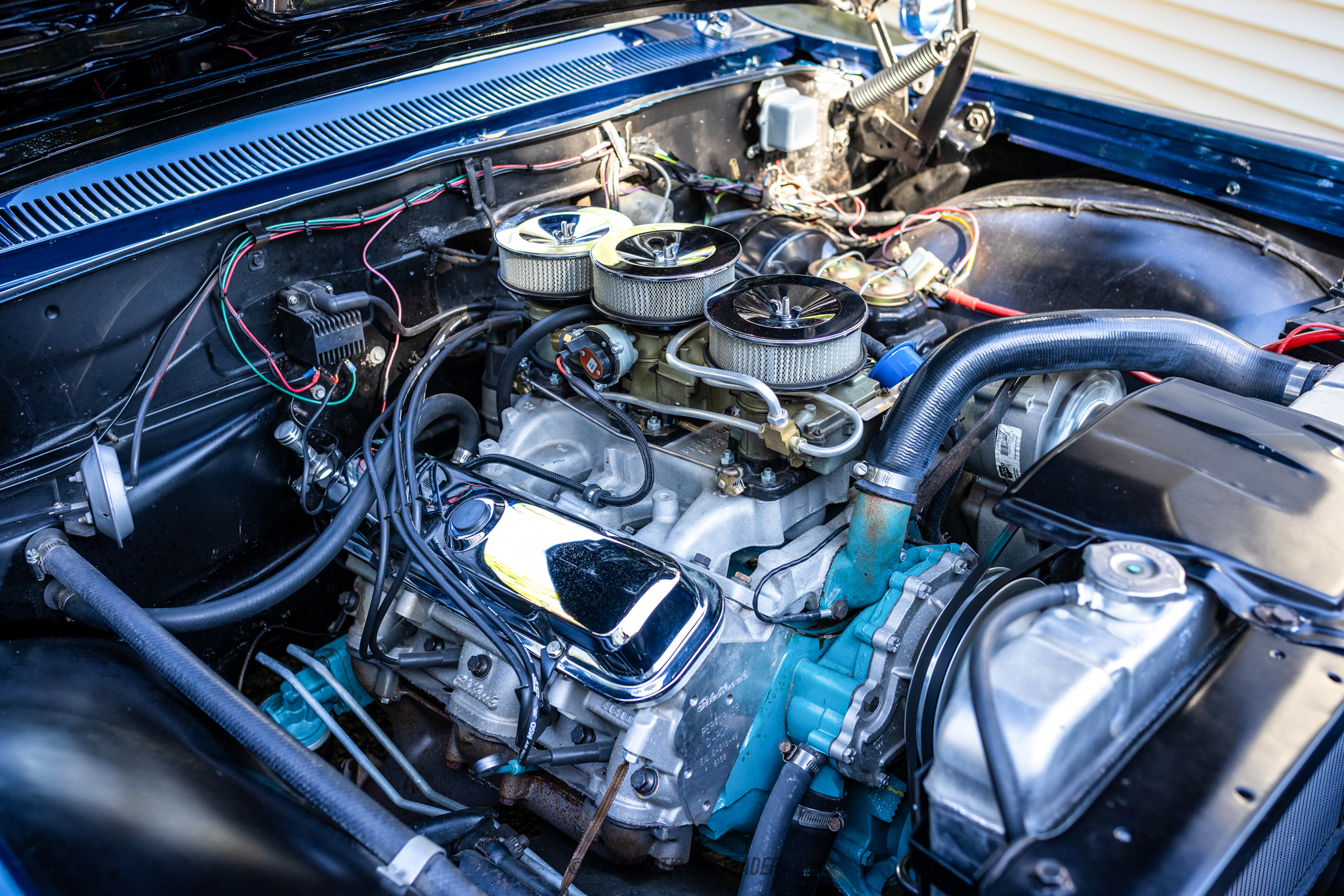 1962 Pontiac Grand Prix - Engine Photo