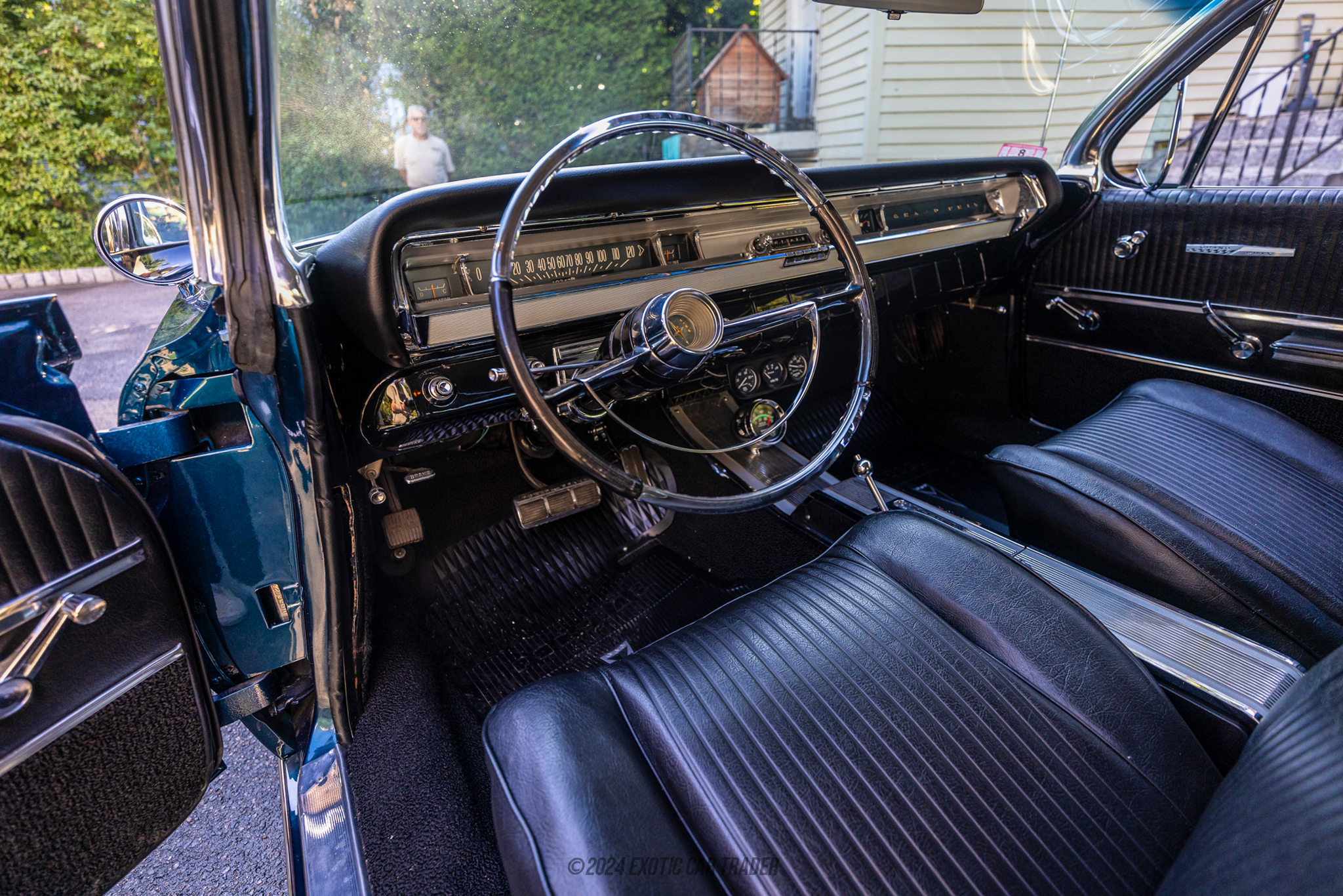 1962 Pontiac Grand Prix - Interior Photo