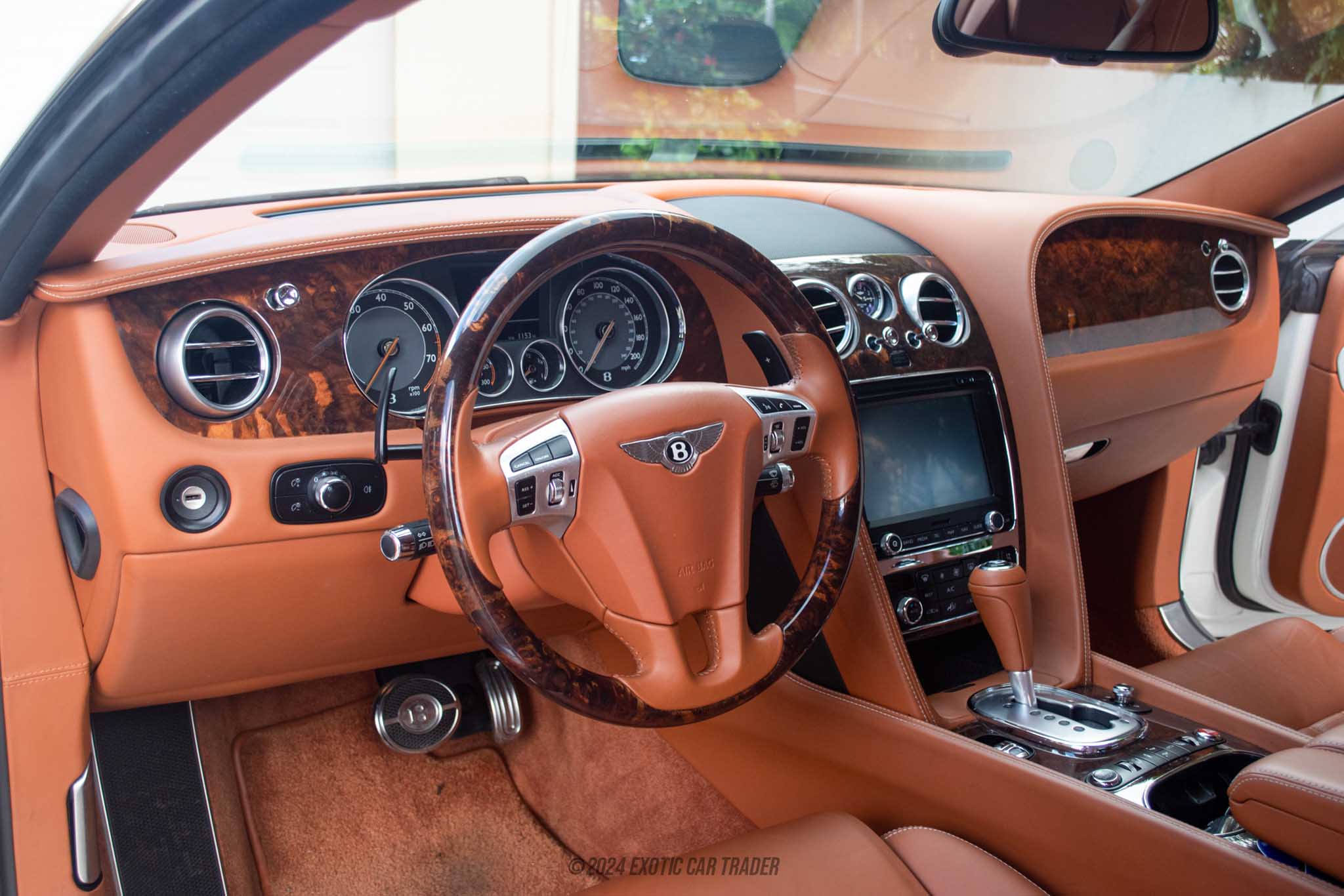2012 Bentley Continental - Interior Photo