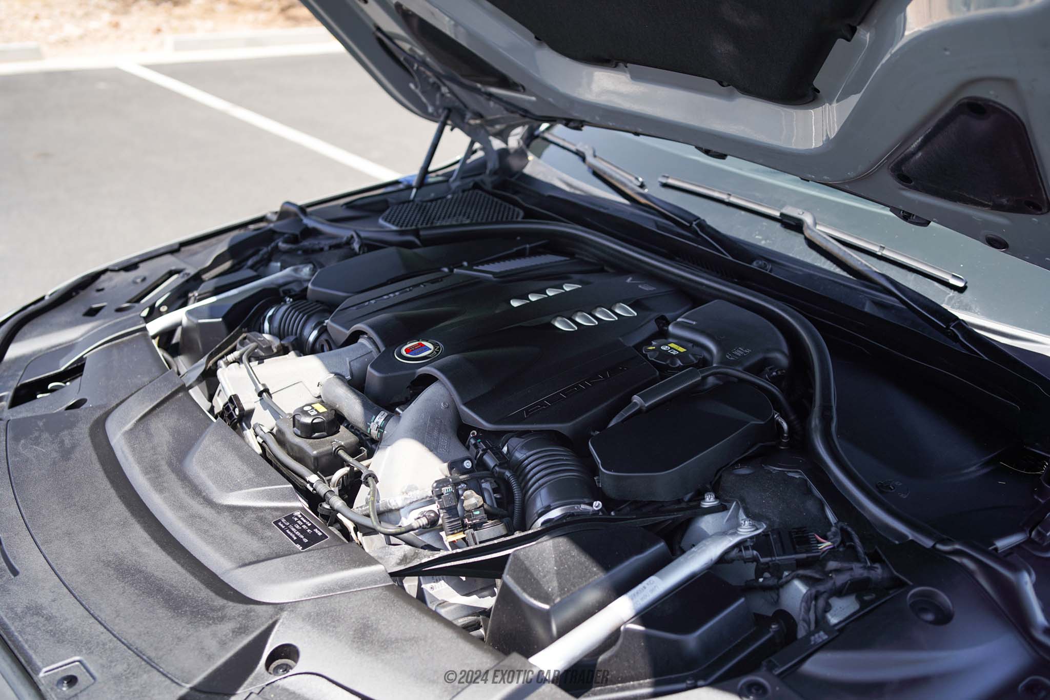 2022 Bmw Alpina B7 - Engine Photo