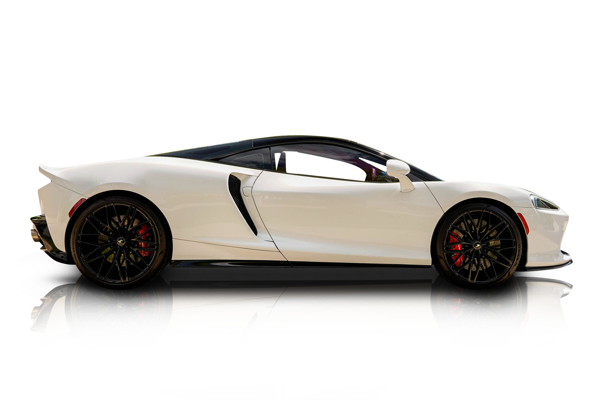 2022 McLaren GT - Passenger side