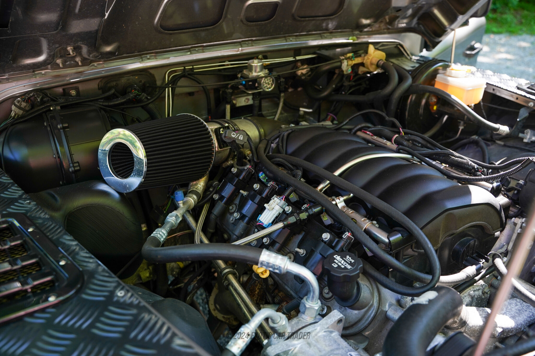 1988 Land Rover Defender 90 - Engine Photo