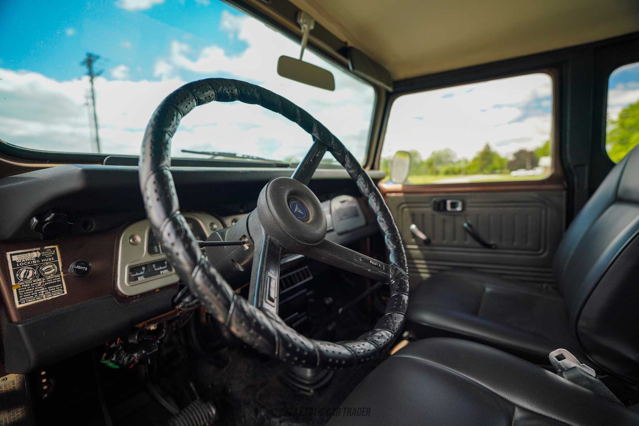 1975 Toyota Landcruiser - Interior Photo