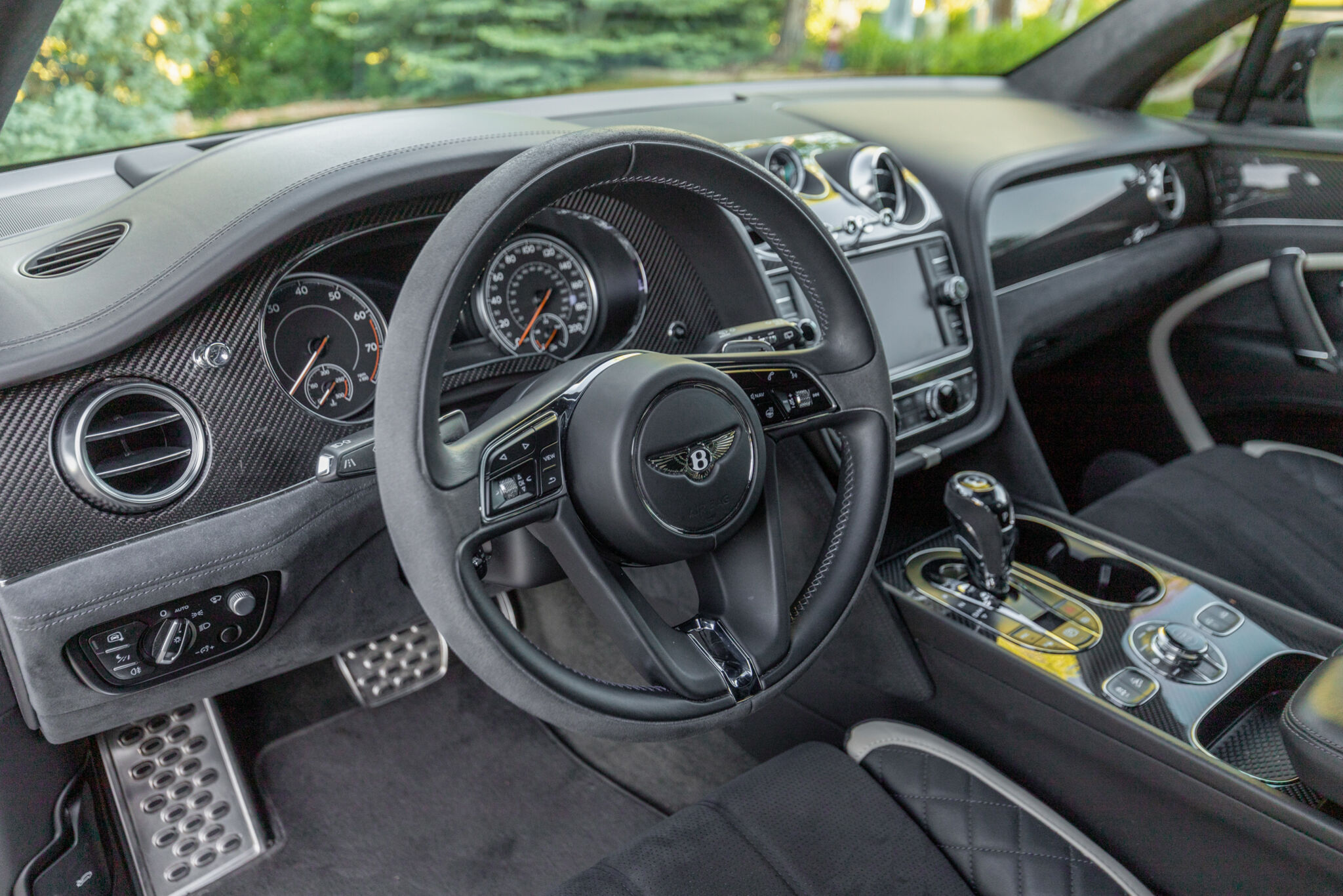 2020 Bentley Bentayga - Interior Photo