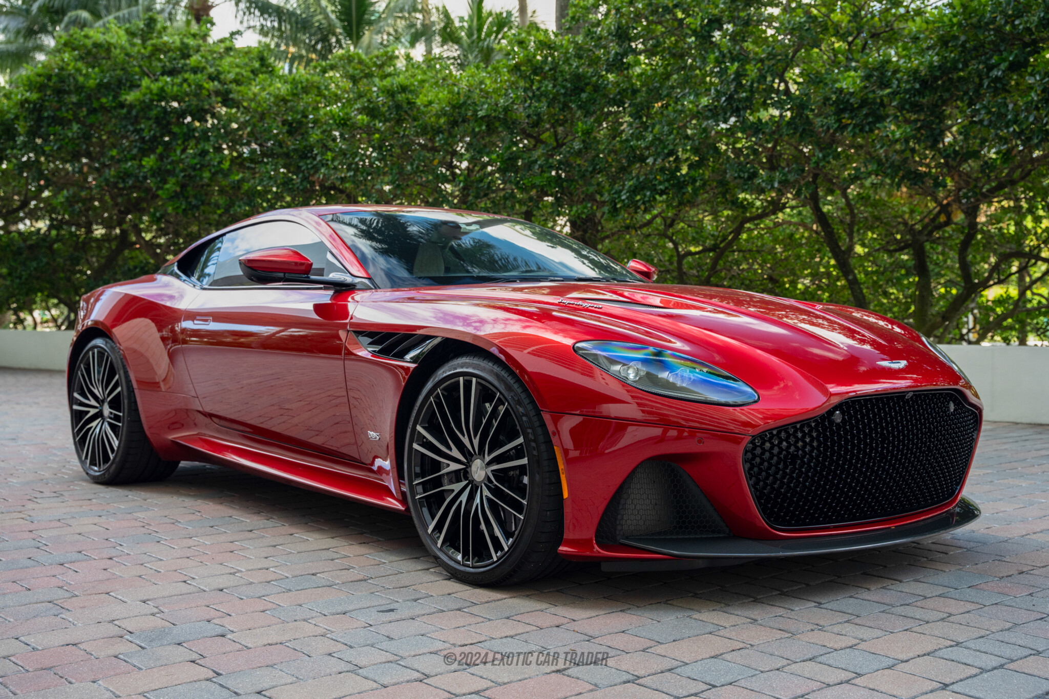 2020 Aston Martin DBS - Overview Photo