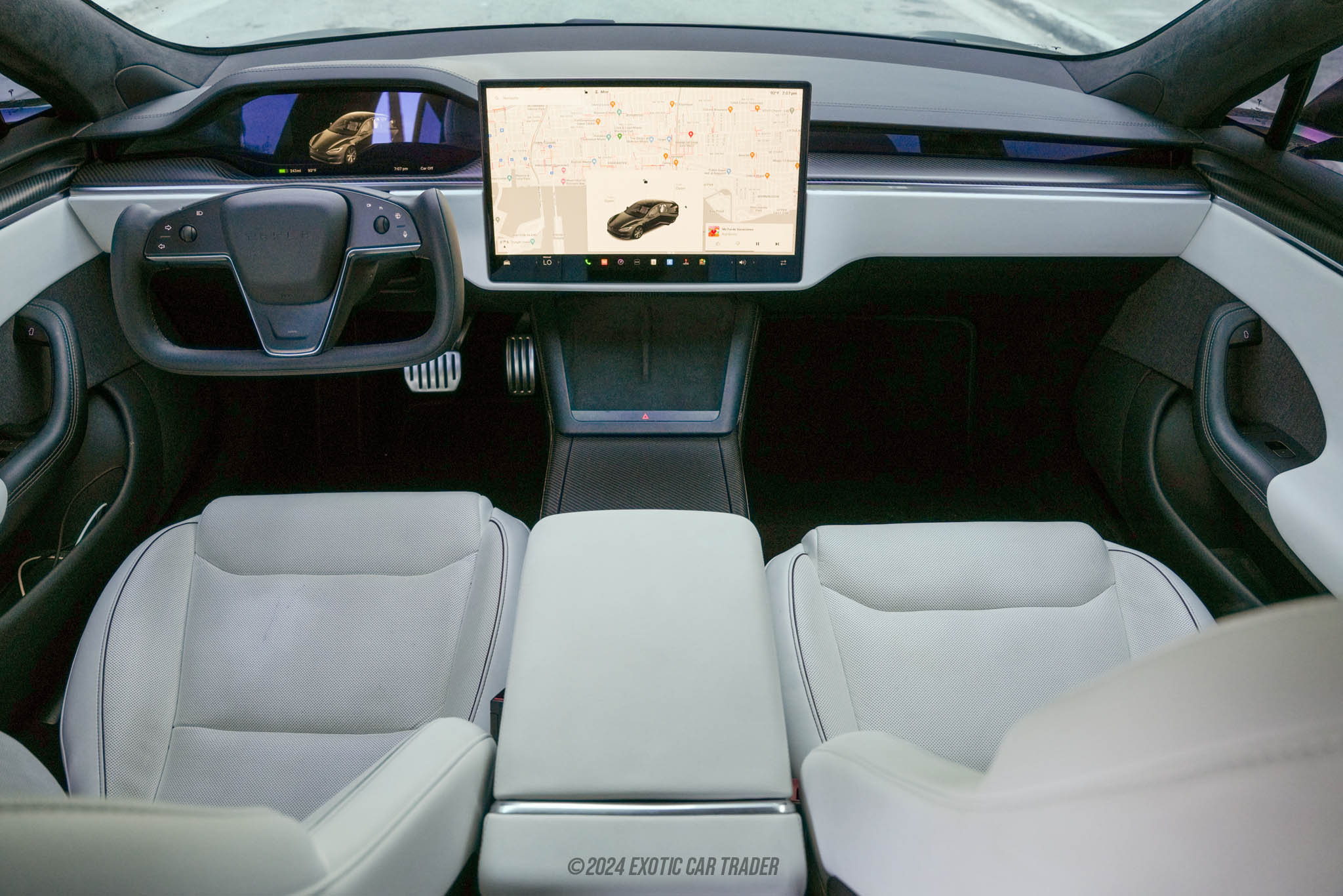 2022 Tesla Model S - Interior Photo