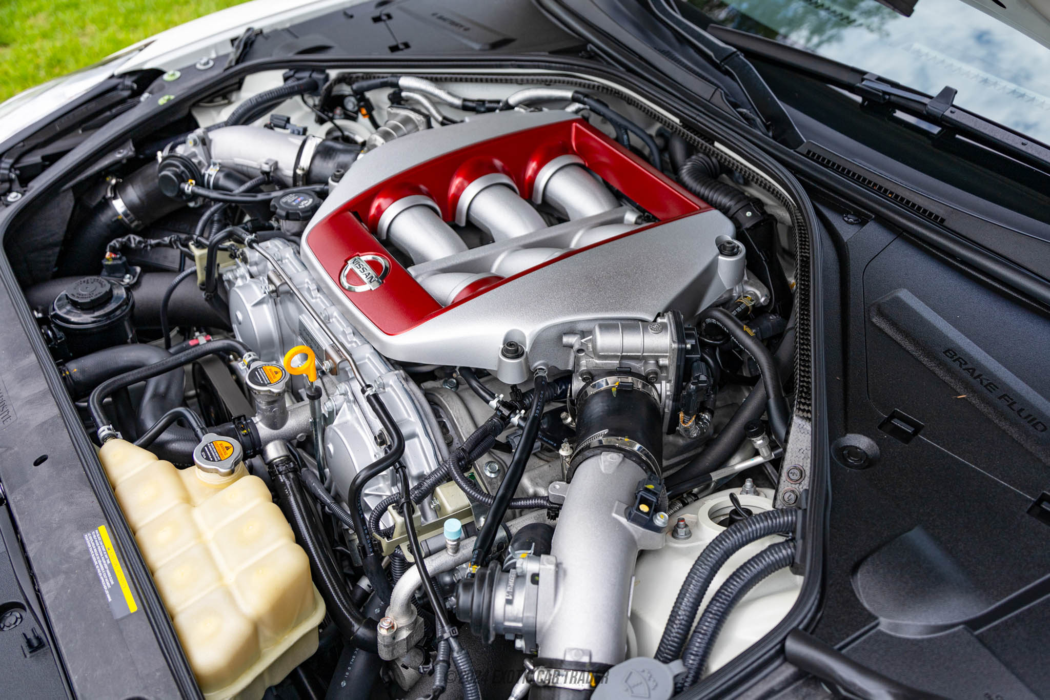 2016 Nissan GT-R - Engine Photo
