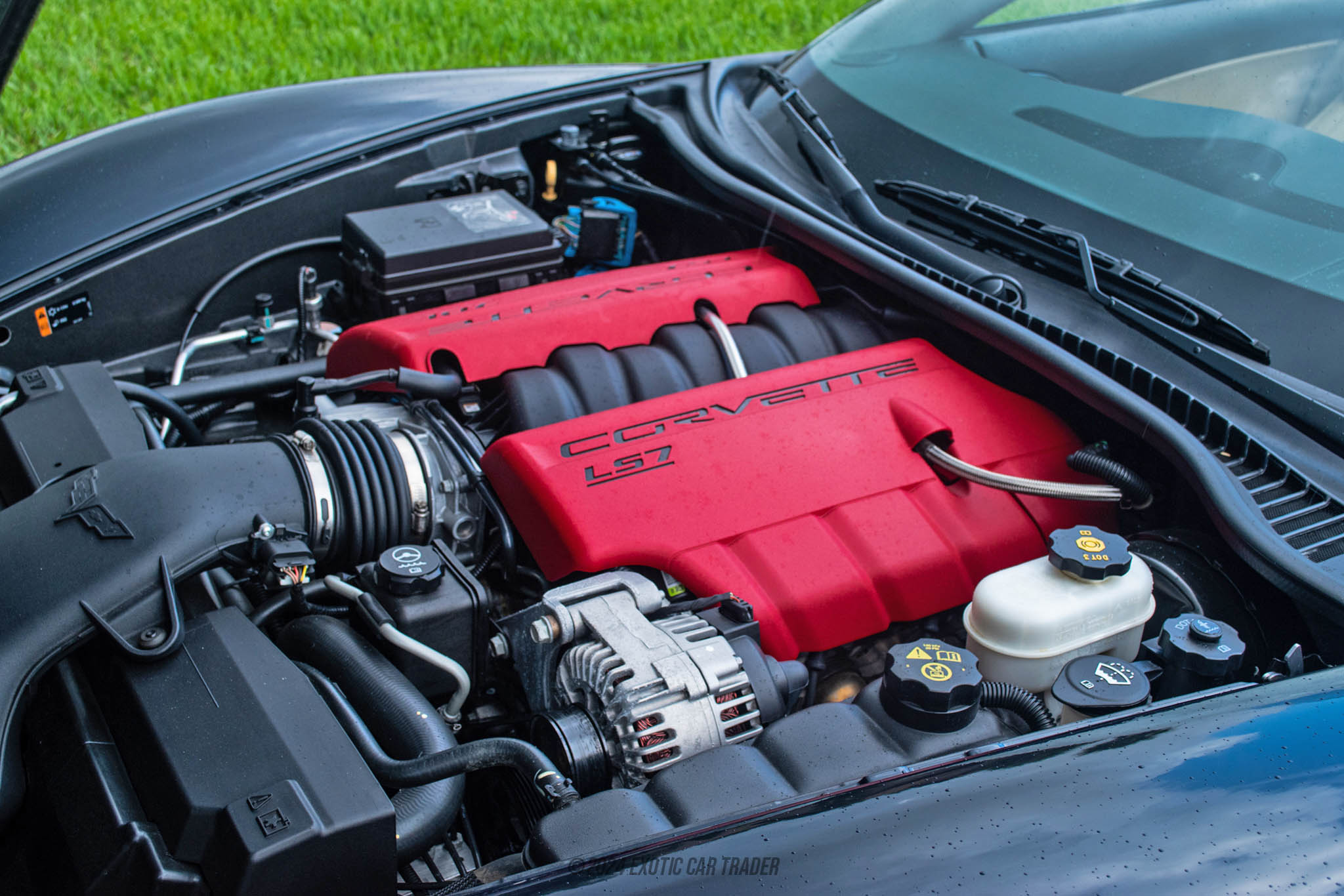 2013 Chevrolet Corvette - Engine Photo