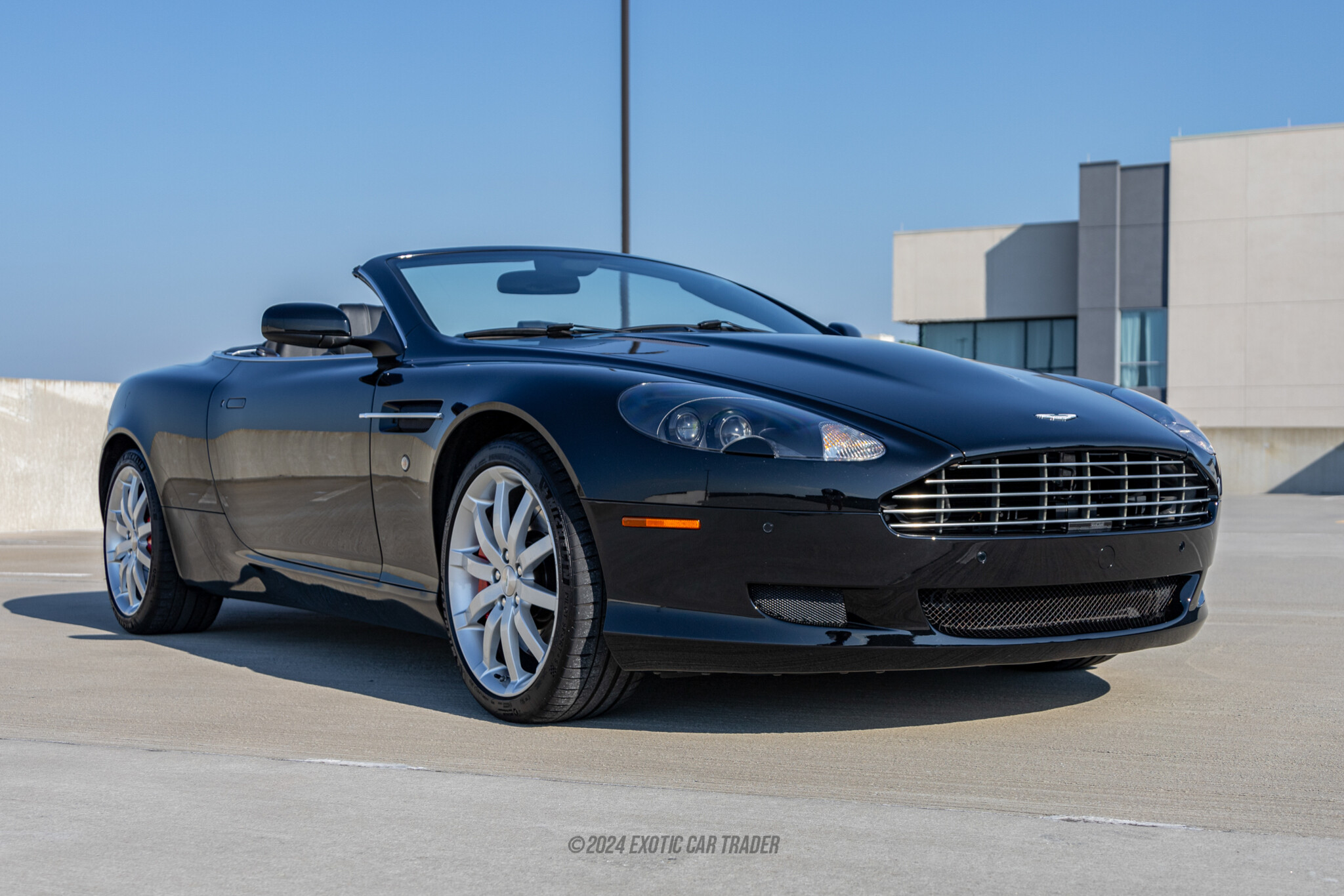 2009 Aston Martin DB9 - Overview Photo