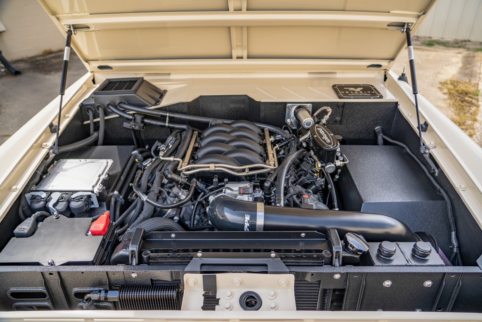 1970 Ford Bronco - Engine Photo