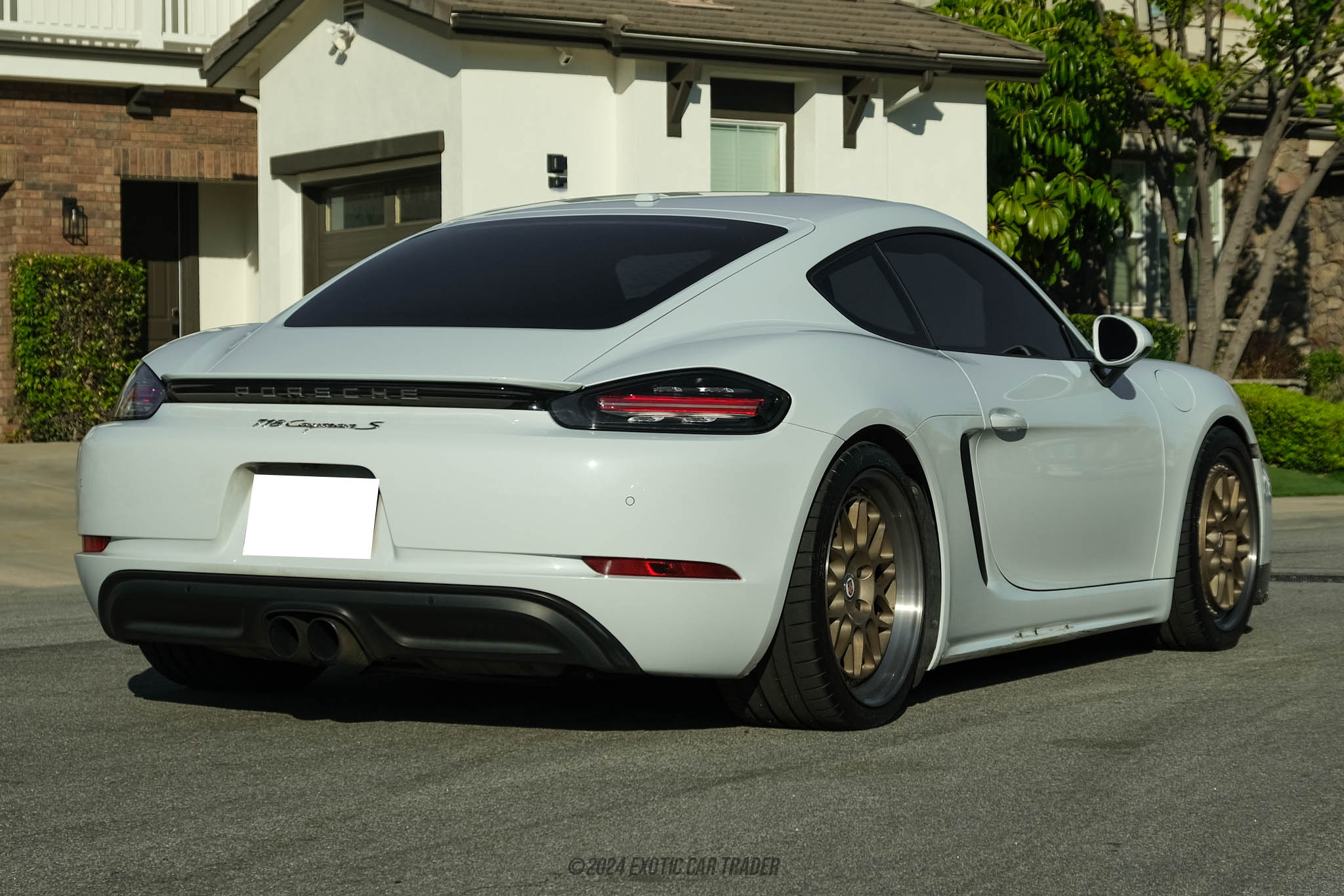 2018 Porsche 718 Cayman - Engine Photo