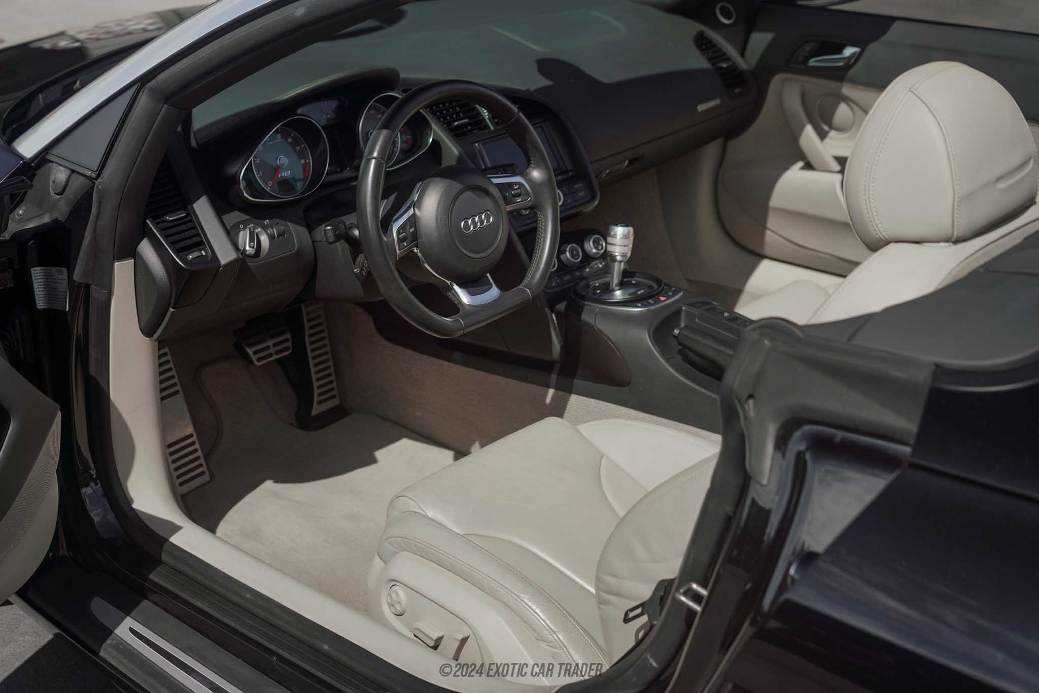 2011 Audi R8 - Interior Photo