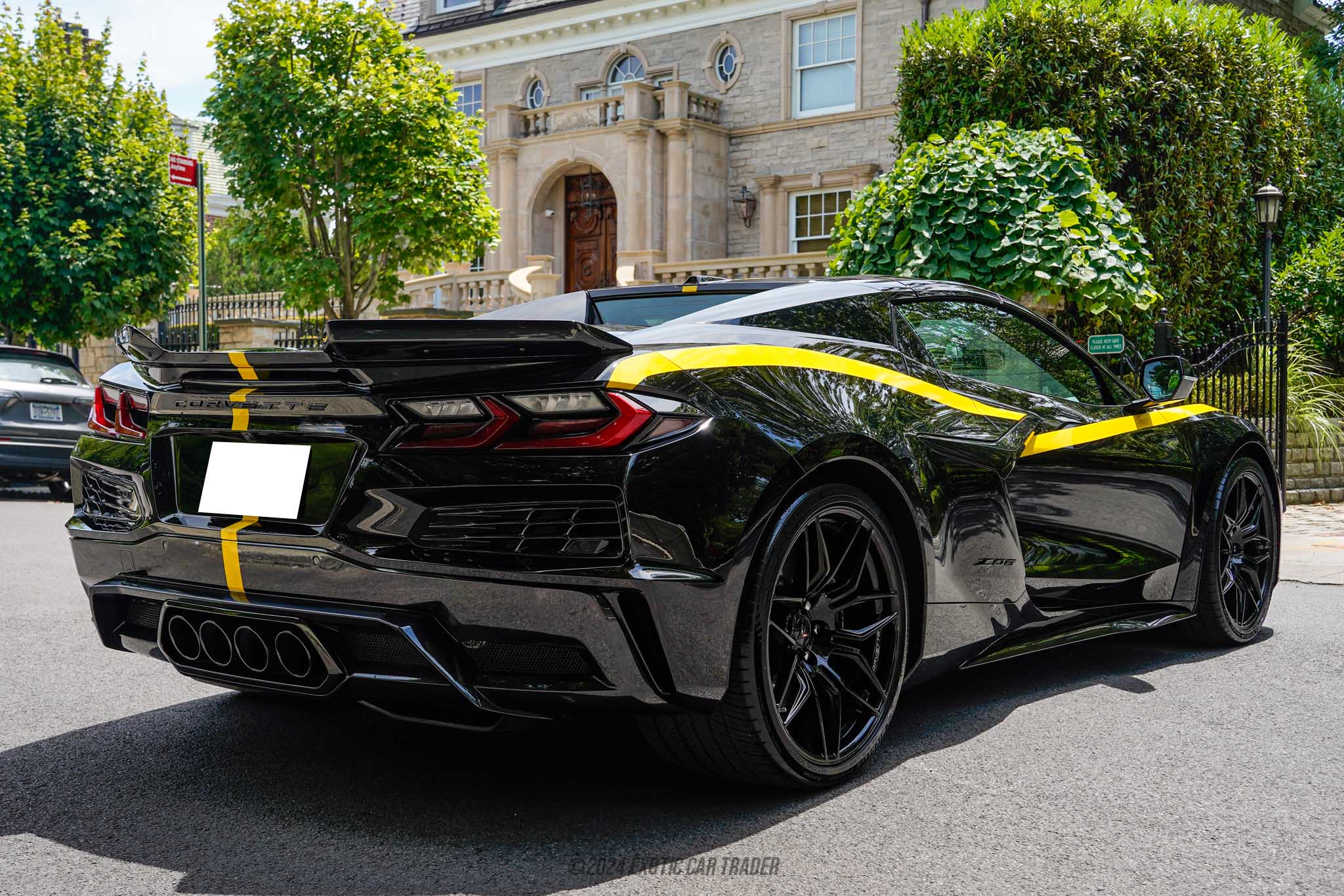 2024 Chevrolet Corvette - Engine Photo