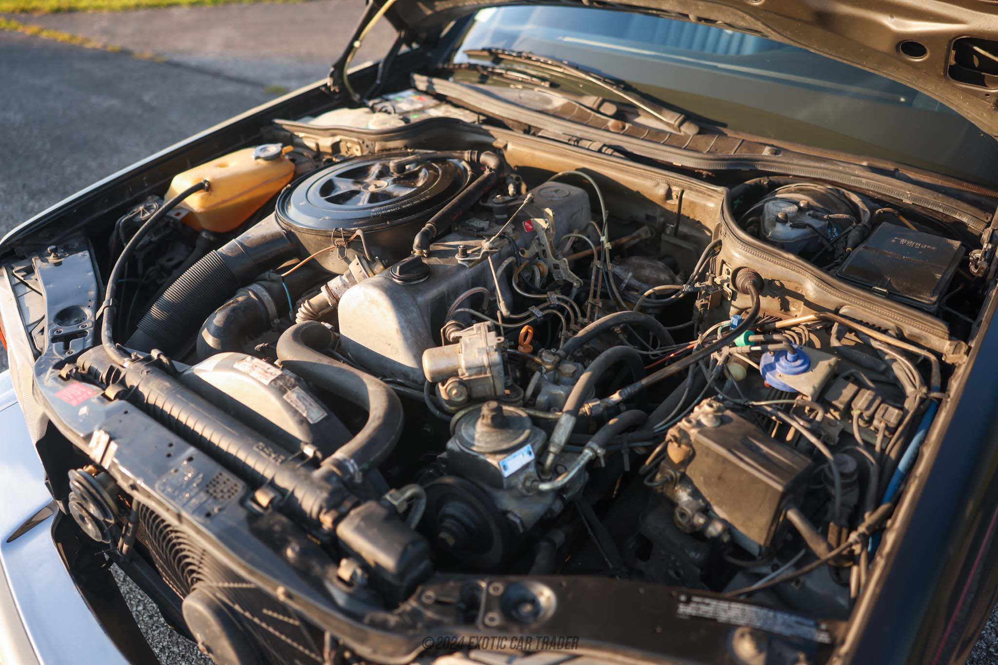 1985 Mercedes-Benz 300SD - Engine Photo
