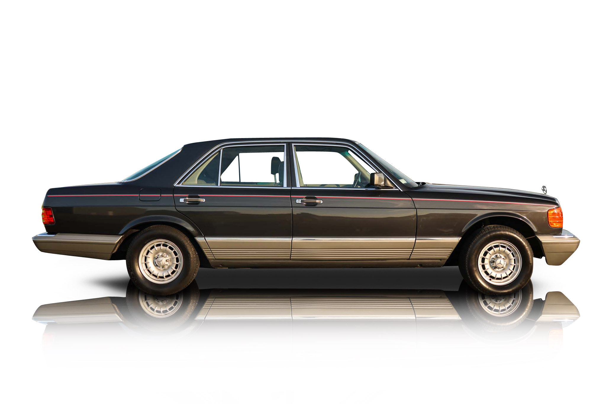 1985 Mercedes-Benz 300SD - Inspection Image