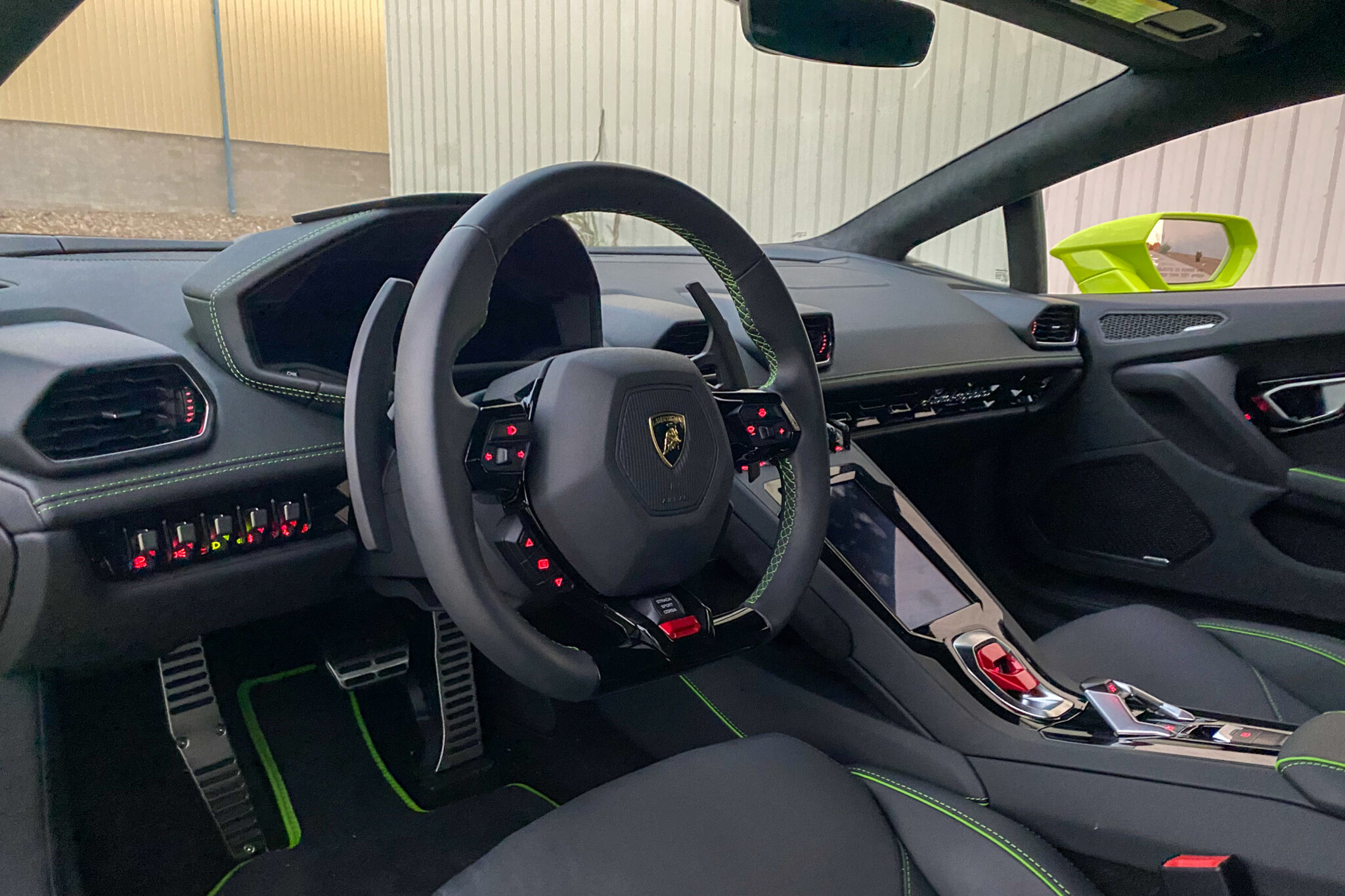 2022 Lamborghini Huracan - Interior Photo