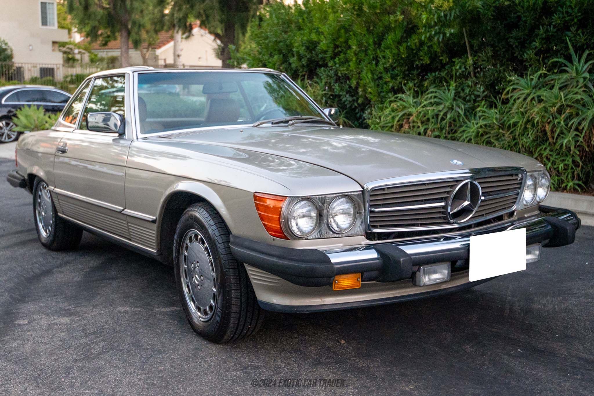 1988 Mercedes Benz 560SL - Overview Photo