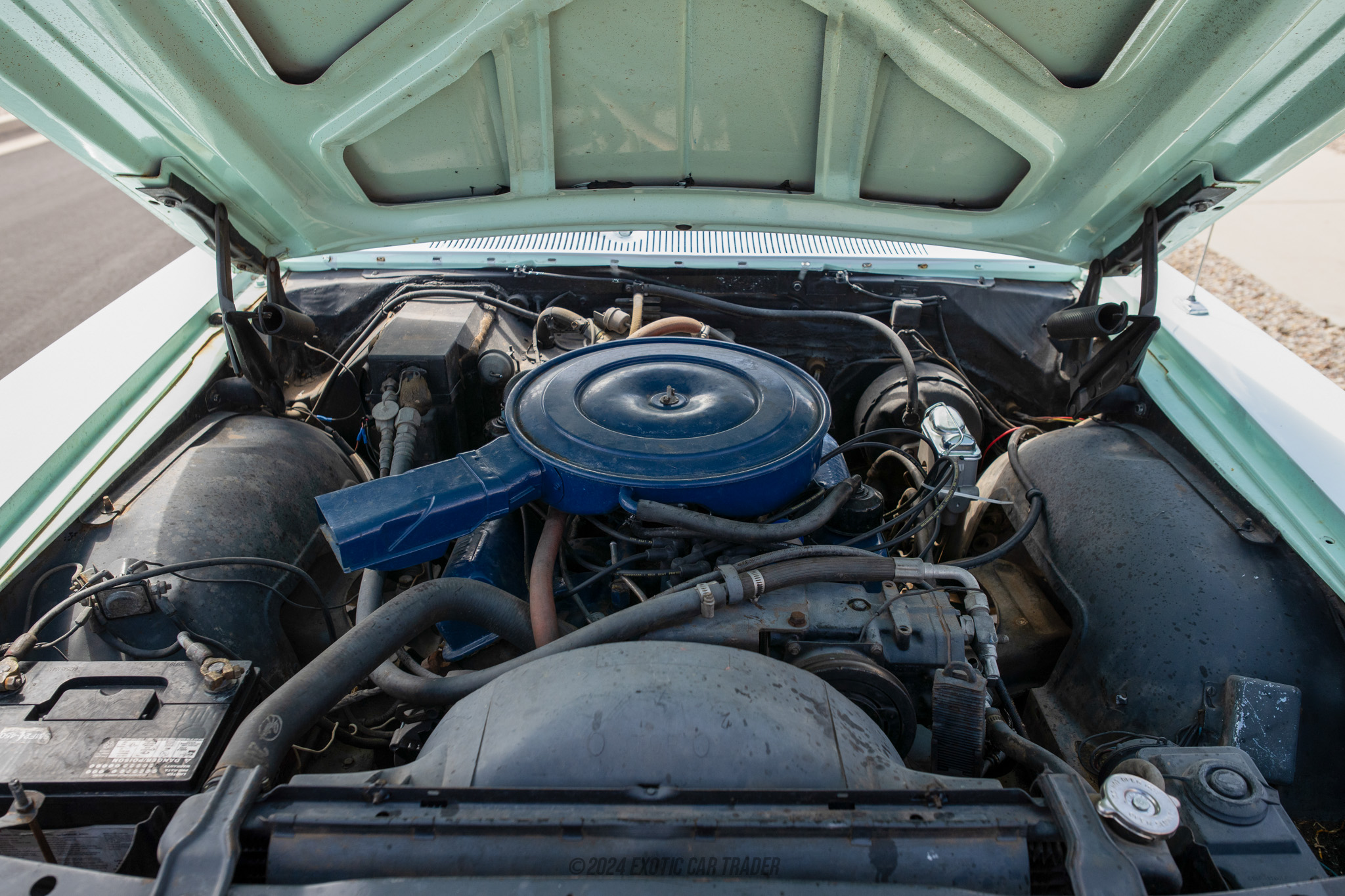 1969 Ford Country Sedan - Engine Photo