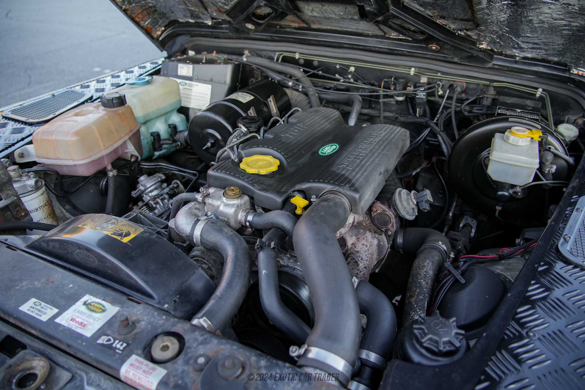 1998 Land Rover Defender - Engine Photo